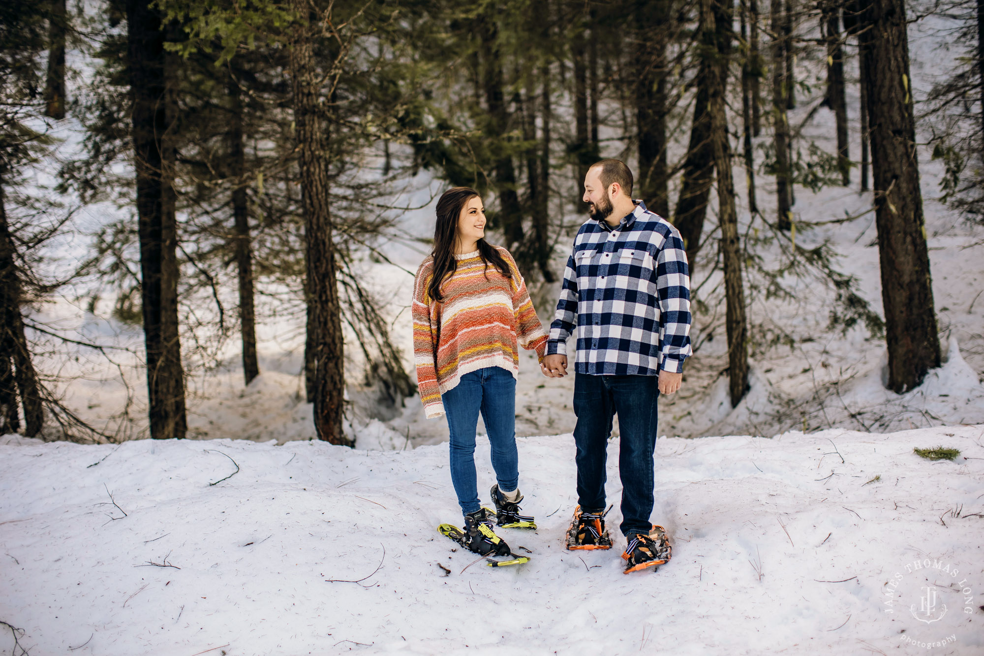 Cascade Mountain adventure engagement session in the snow by Snoqualmie wedding photographer James Thomas Long Photography