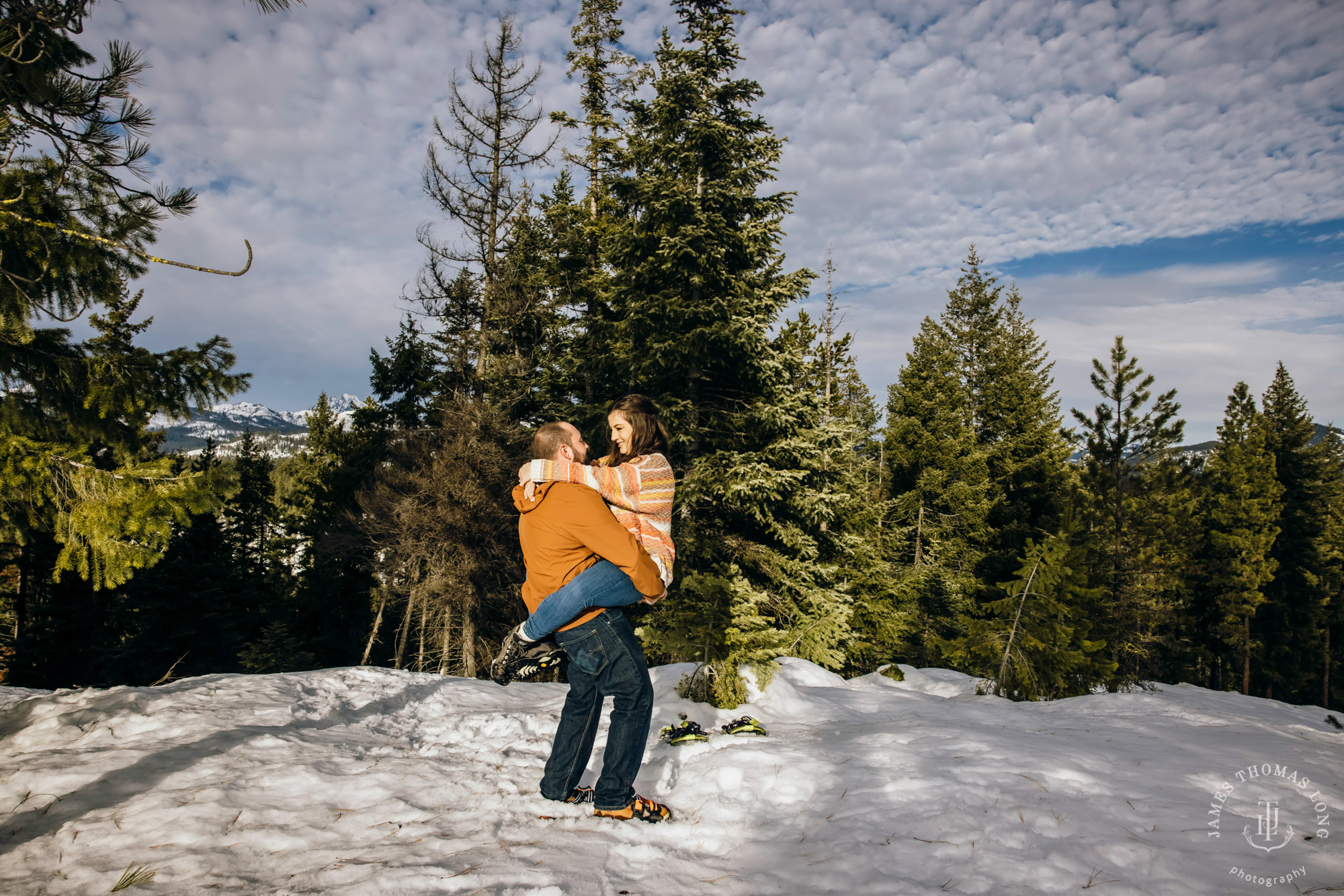 Cascade Mountain adventure engagement session in the snow by Snoqualmie wedding photographer James Thomas Long Photography