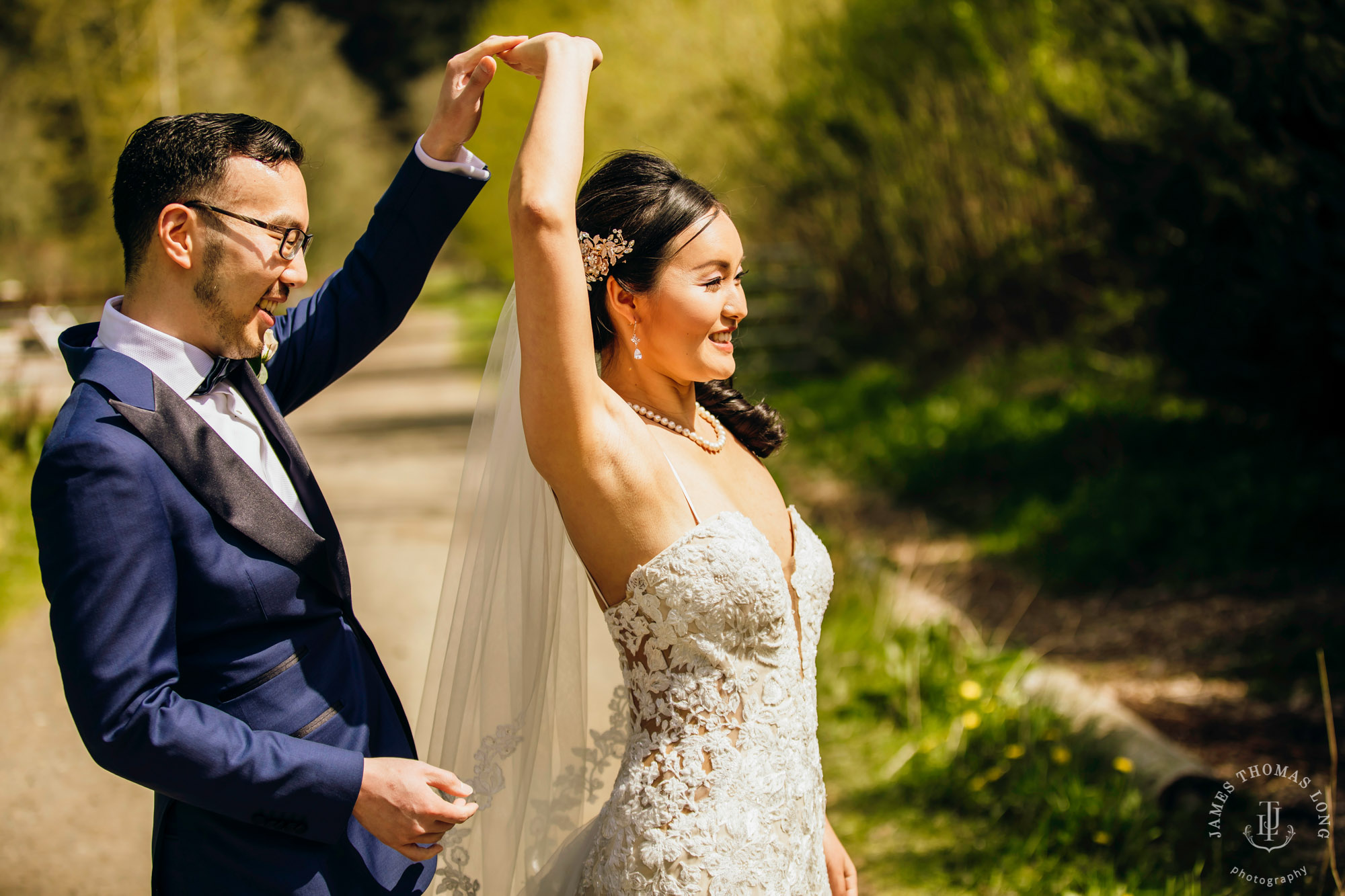 The Barn at Holly Farm Bothell wedding by Seattle wedding photographer James Thomas Long Photography