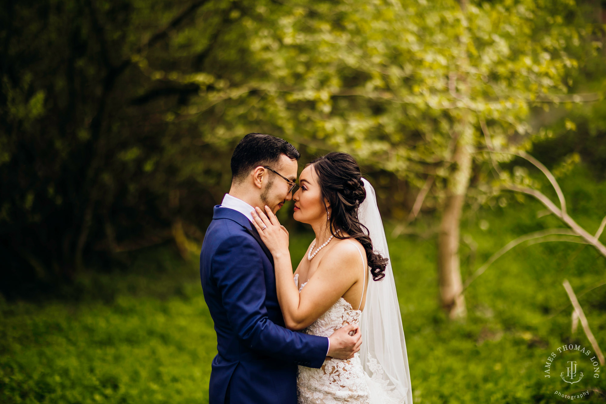 The Barn at Holly Farm Bothell wedding by Seattle wedding photographer James Thomas Long Photography