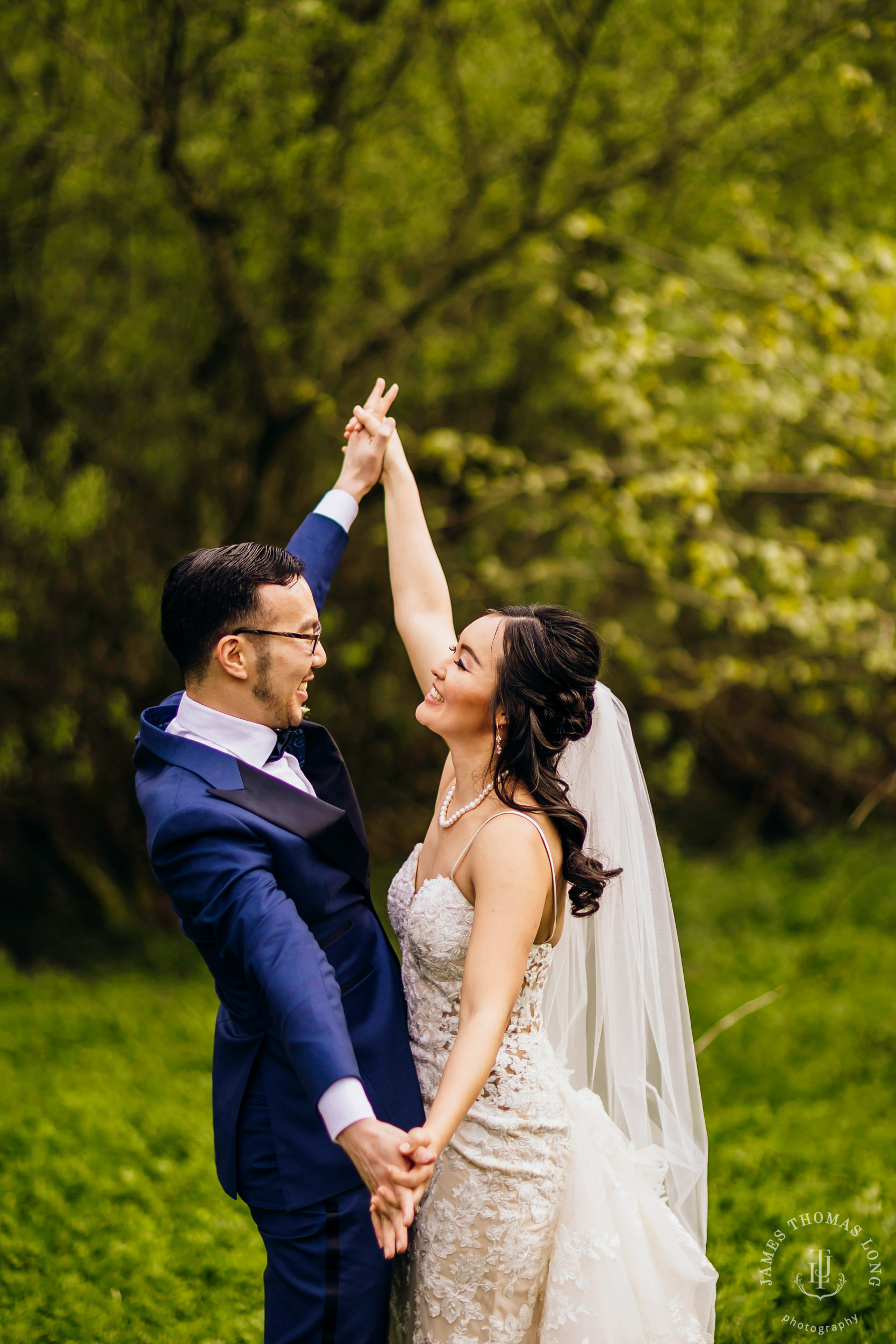 The Barn at Holly Farm Bothell wedding by Seattle wedding photographer James Thomas Long Photography