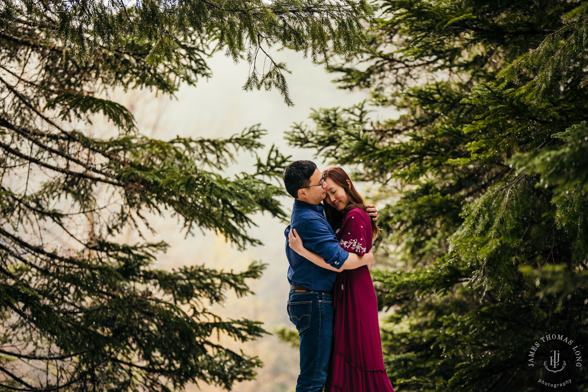 Snoqualmie Pass adventure engagement session by Seattle adventure wedding photographer James Thomas Long Photography