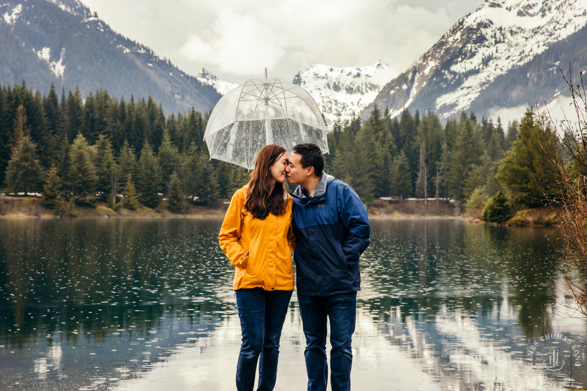 Snoqualmie Pass adventure engagement session by Seattle adventure wedding photographer James Thomas Long Photography