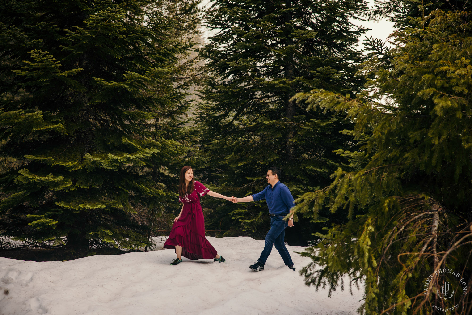 Snoqualmie Pass adventure engagement session by Seattle adventure wedding photographer James Thomas Long Photography