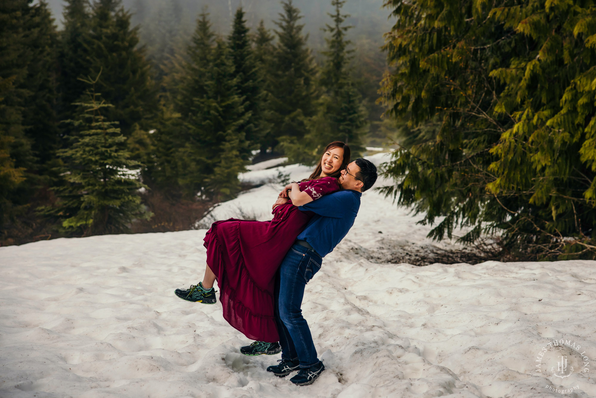 Snoqualmie Pass adventure engagement session by Seattle adventure wedding photographer James Thomas Long Photography