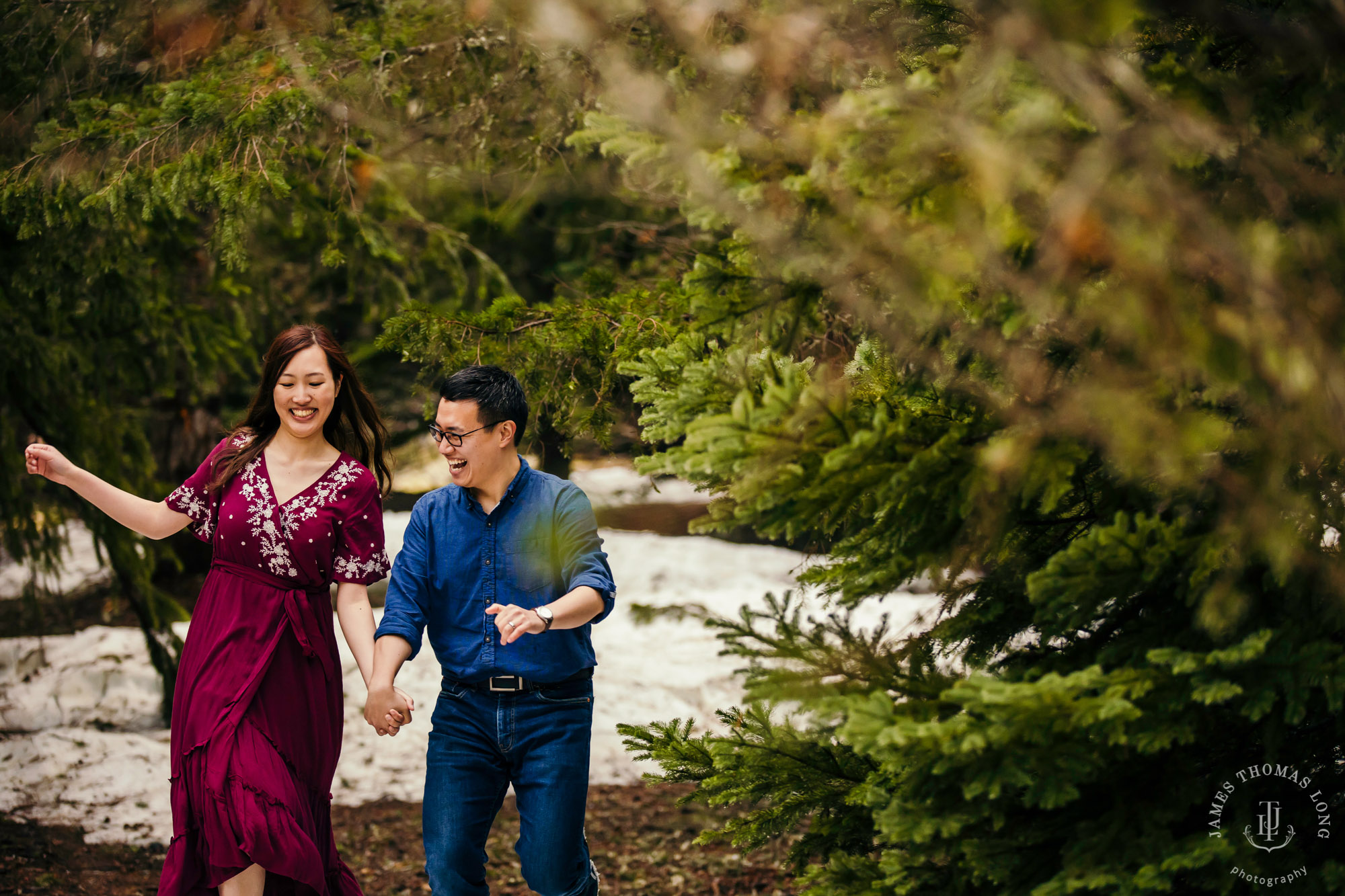 Snoqualmie Pass adventure engagement session by Seattle adventure wedding photographer James Thomas Long Photography