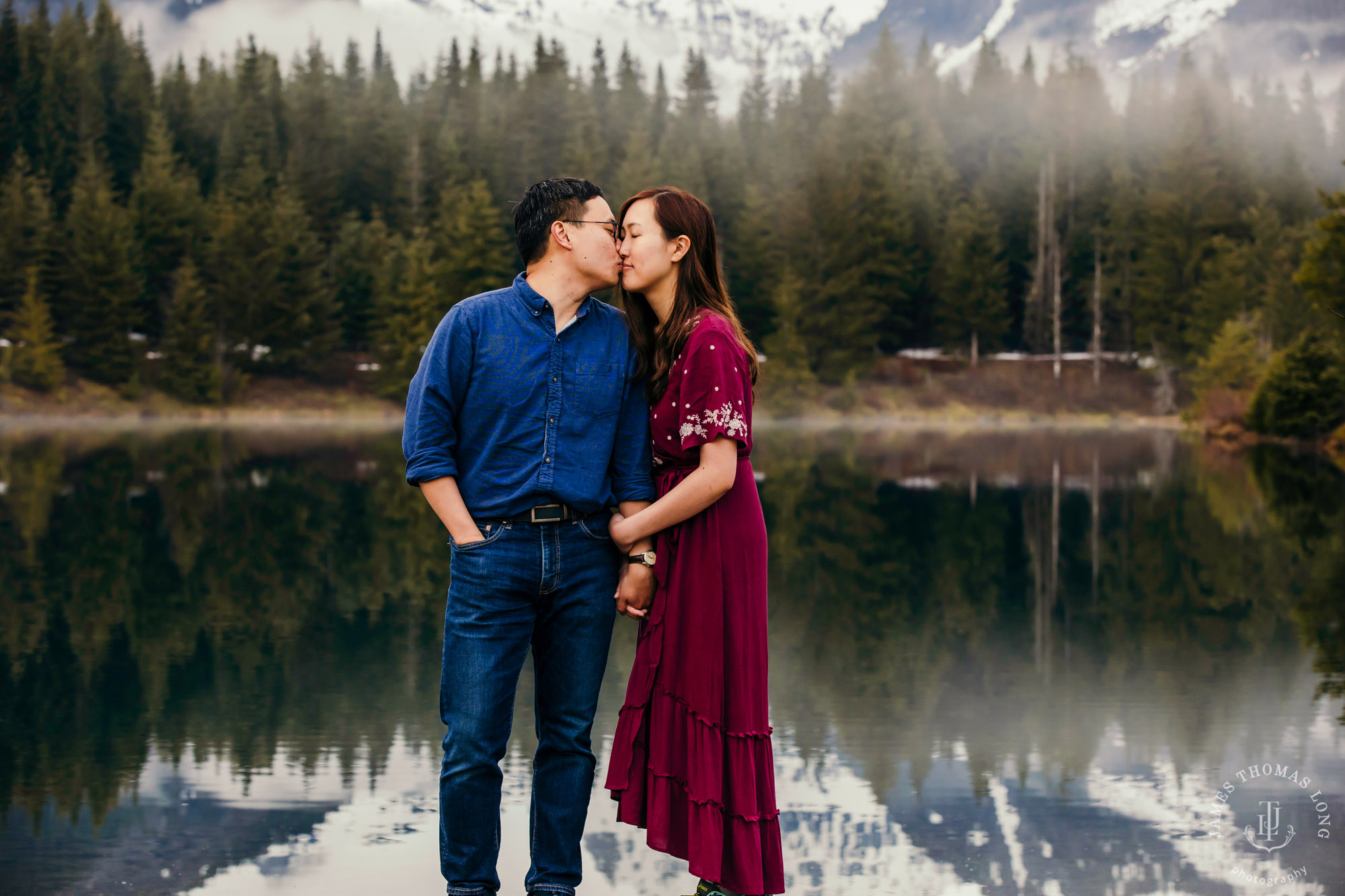 Snoqualmie Pass adventure engagement session by Seattle adventure wedding photographer James Thomas Long Photography