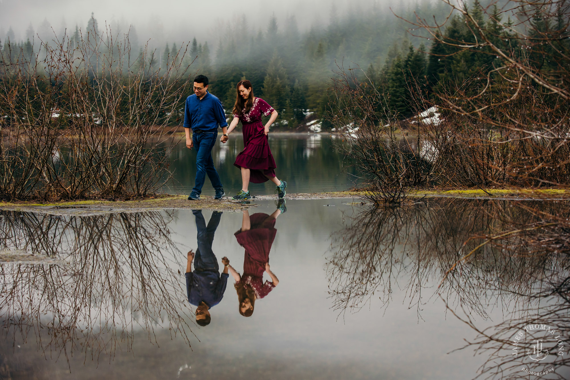 Snoqualmie Pass adventure engagement session by Seattle adventure wedding photographer James Thomas Long Photography