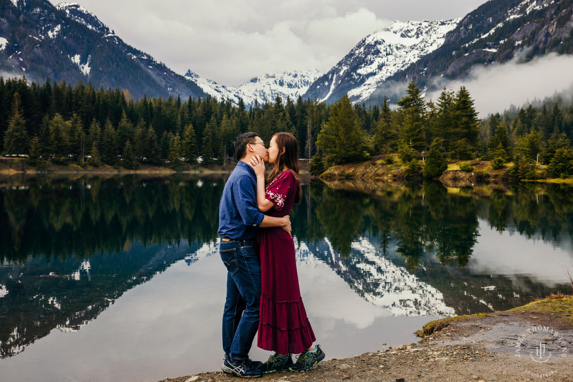 Snoqualmie Pass adventure engagement session by Seattle adventure wedding photographer James Thomas Long Photography