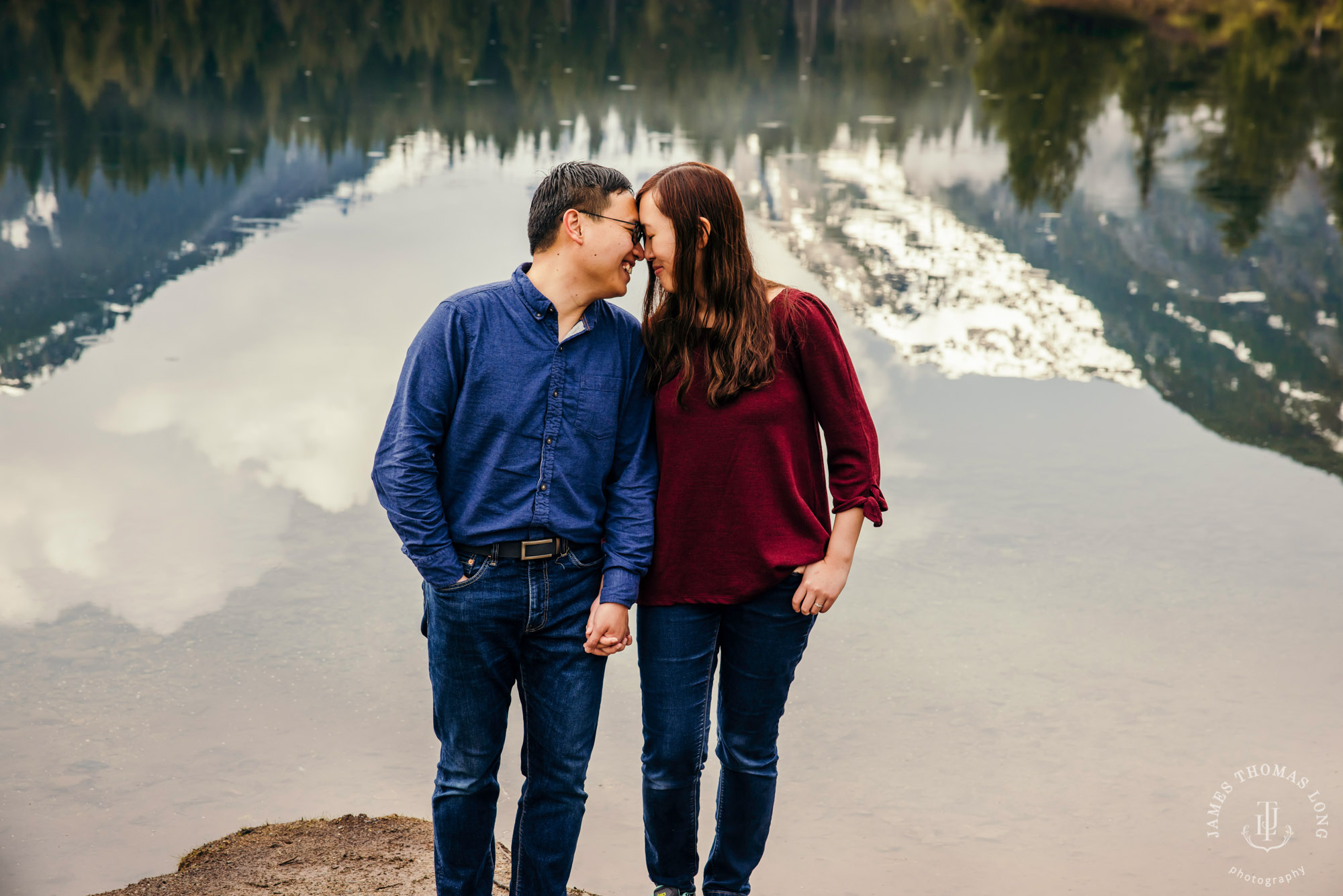 Snoqualmie Pass adventure engagement session by Seattle adventure wedding photographer James Thomas Long Photography