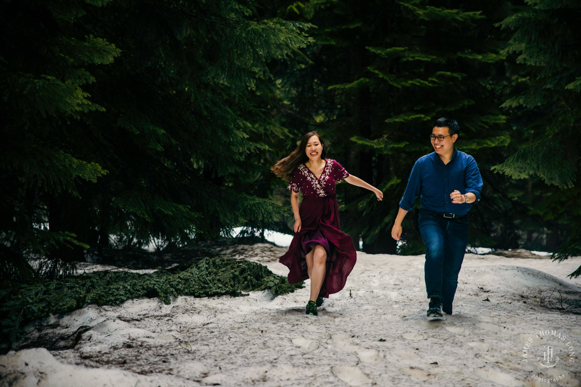 Snoqualmie Pass adventure engagement session by Seattle adventure wedding photographer James Thomas Long Photography