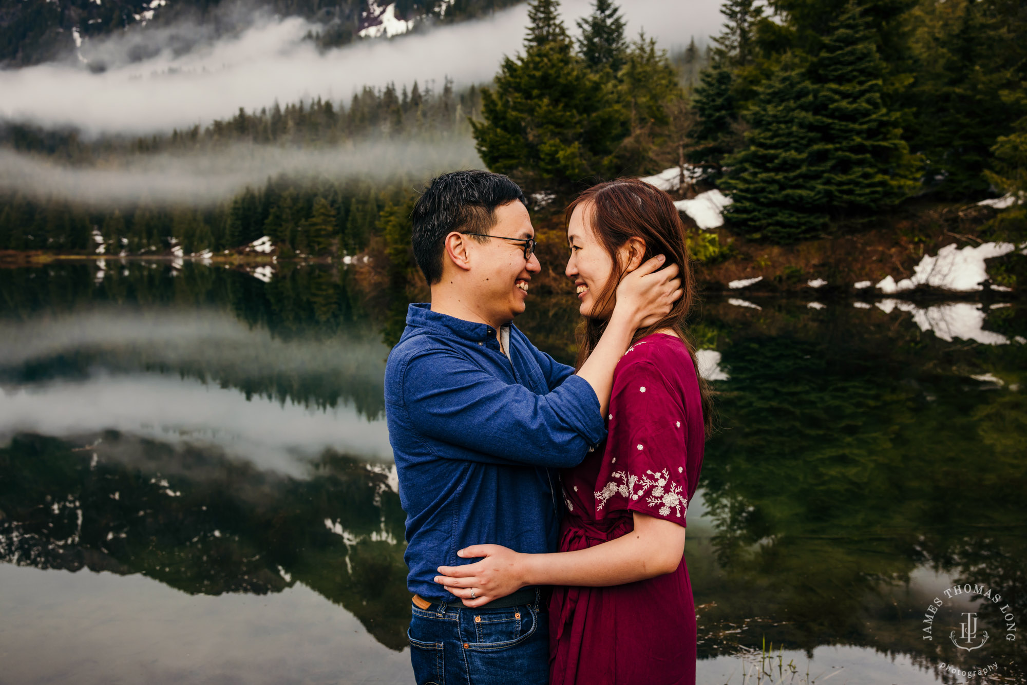 Snoqualmie Pass adventure engagement session by Seattle adventure wedding photographer James Thomas Long Photography