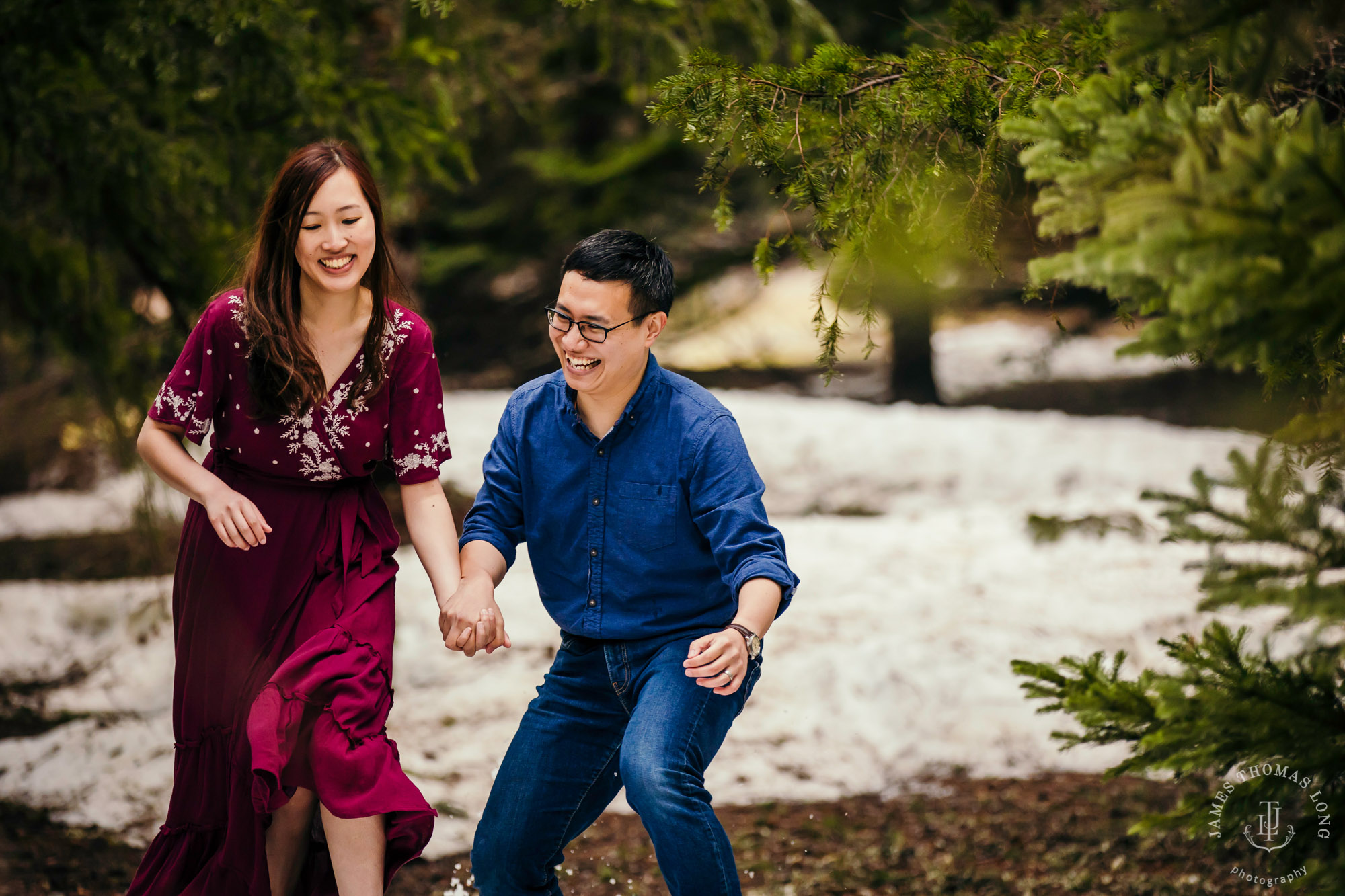 Snoqualmie Pass adventure engagement session by Seattle adventure wedding photographer James Thomas Long Photography