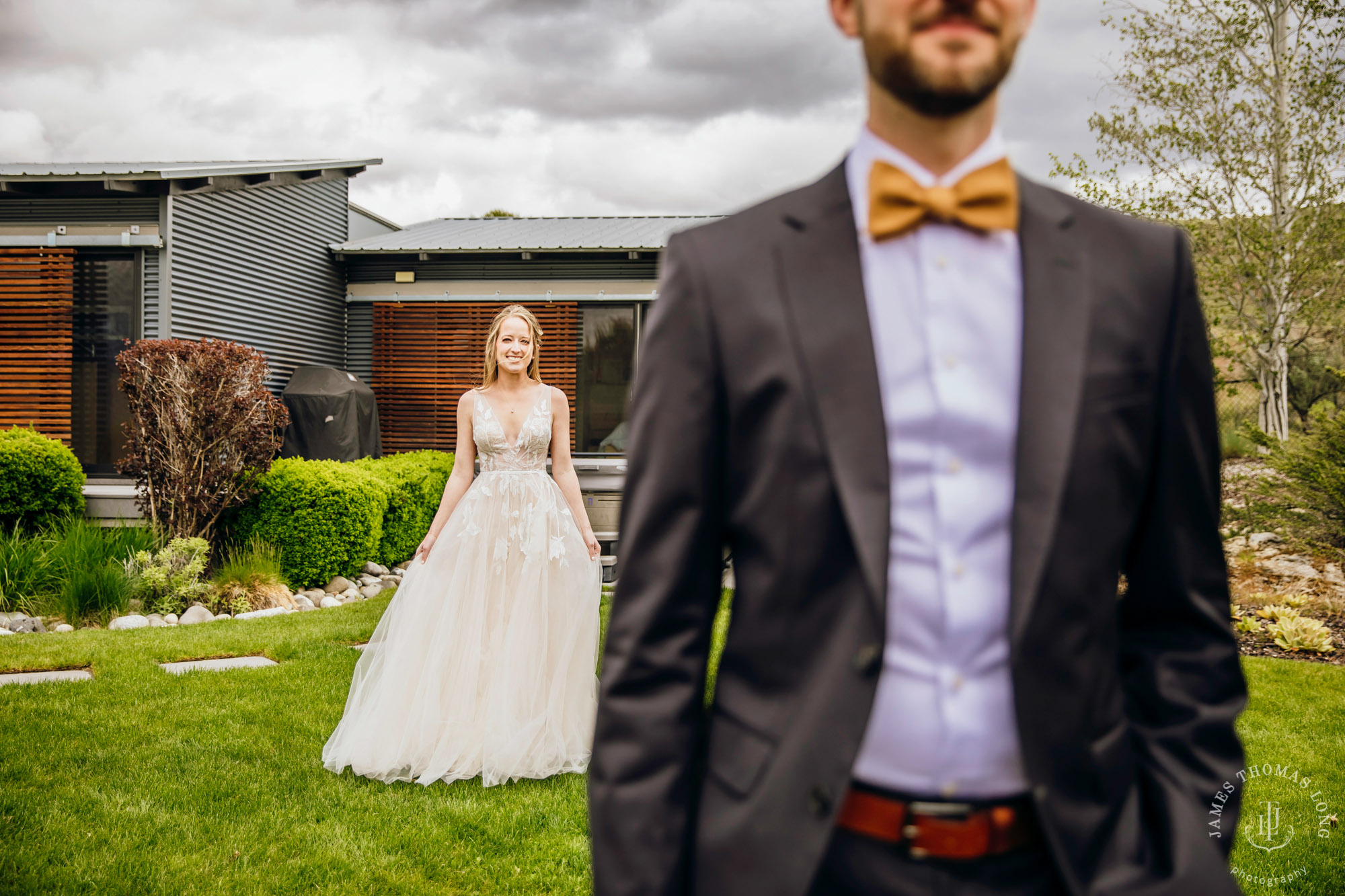 Tsillan Cellars Lake Chelan wedding by Seattle wedding photographer James Thomas Long Photography