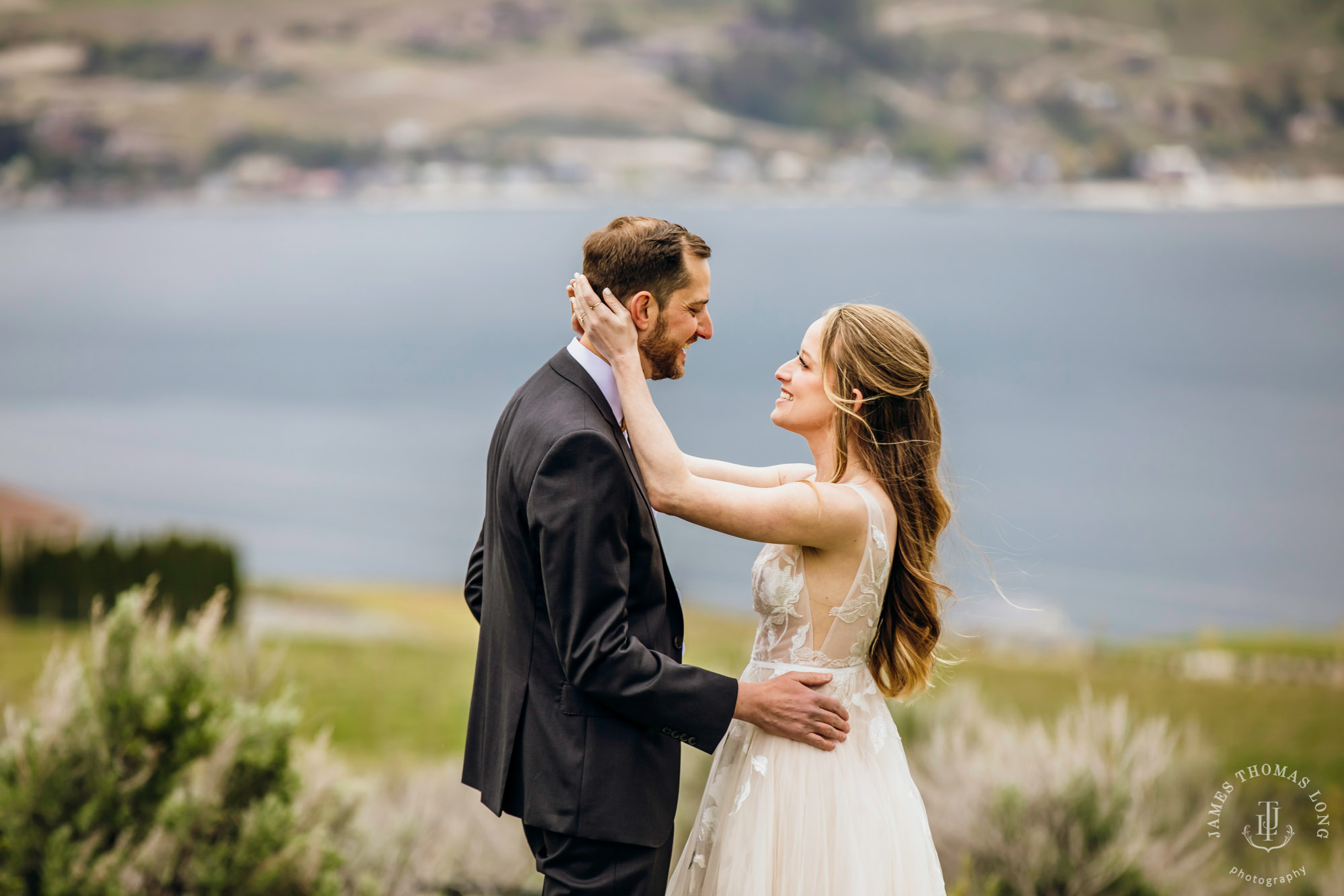 Tsillan Cellars Lake Chelan wedding by Seattle wedding photographer James Thomas Long Photography