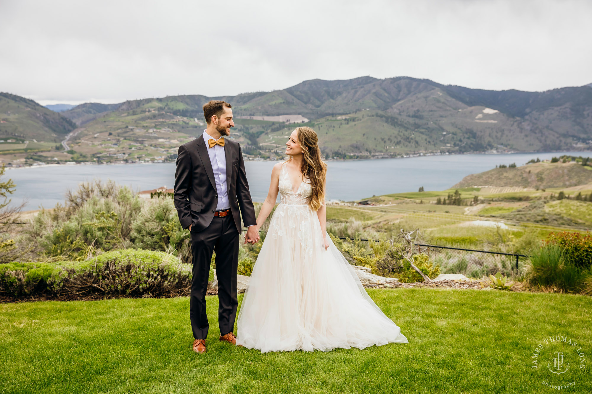 Tsillan Cellars Lake Chelan wedding by Seattle wedding photographer James Thomas Long Photography