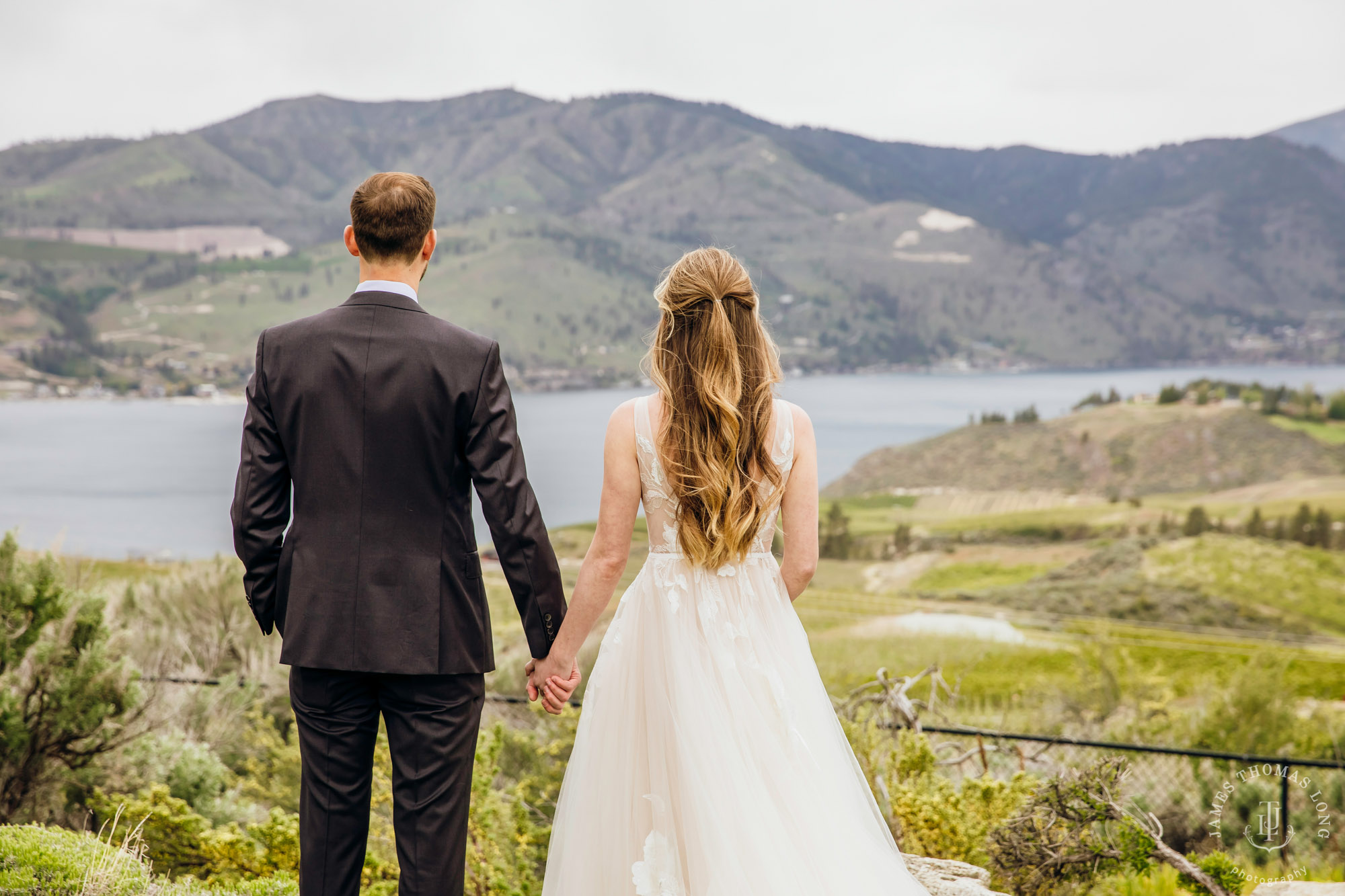 Tsillan Cellars Lake Chelan wedding by Seattle wedding photographer James Thomas Long Photography