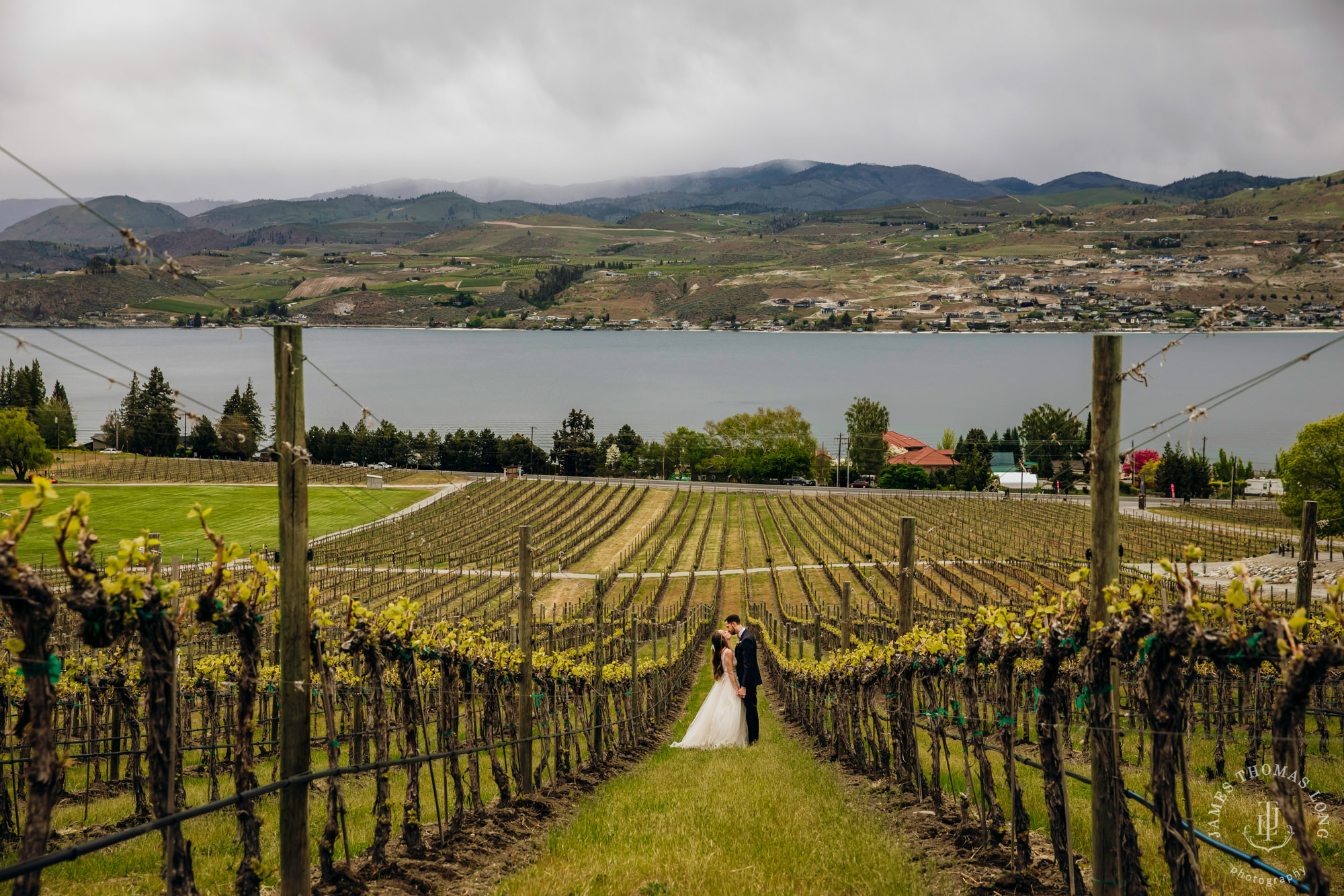 Tsillan Cellars Lake Chelan wedding by Seattle wedding photographer James Thomas Long Photography