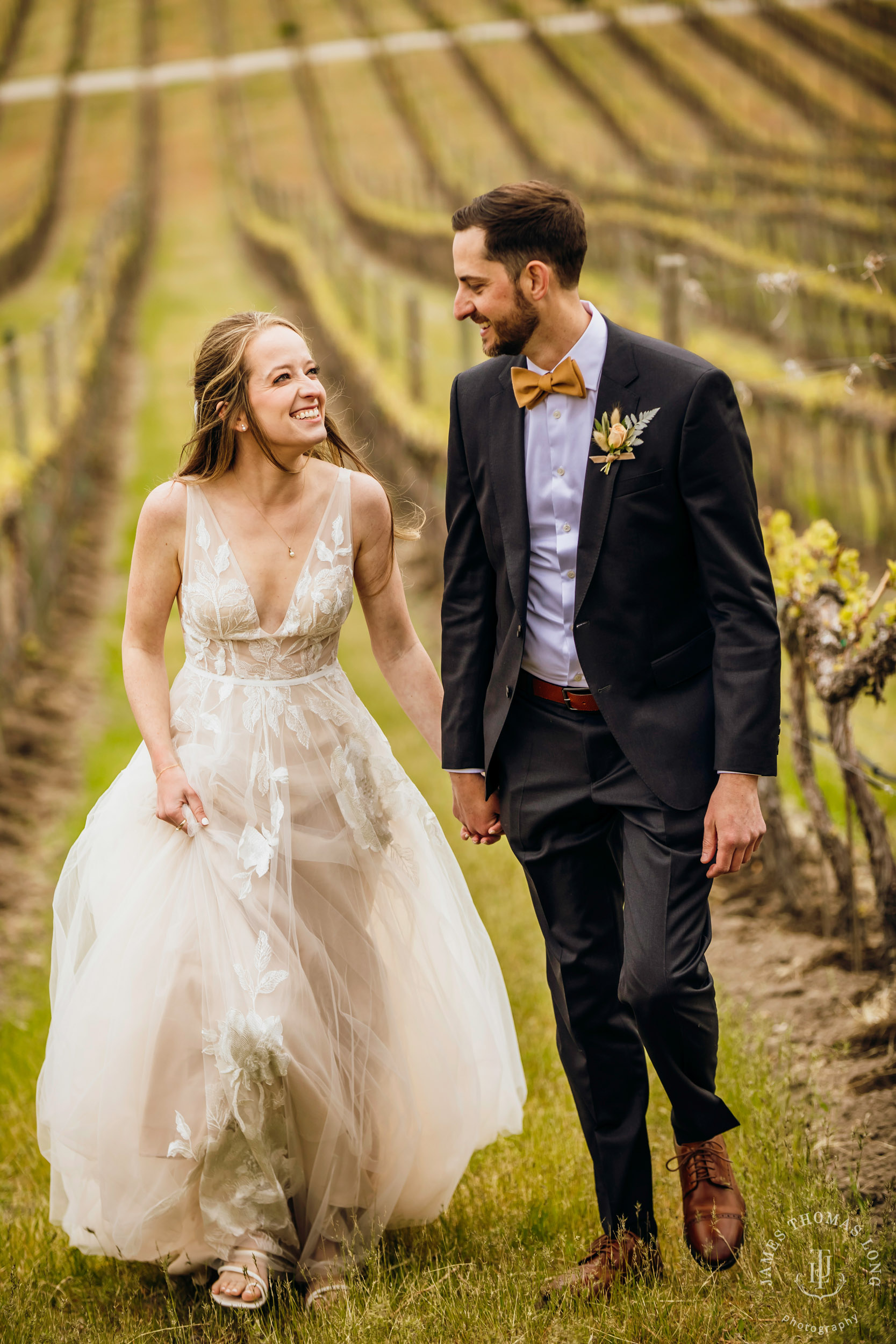 Tsillan Cellars Lake Chelan wedding by Seattle wedding photographer James Thomas Long Photography