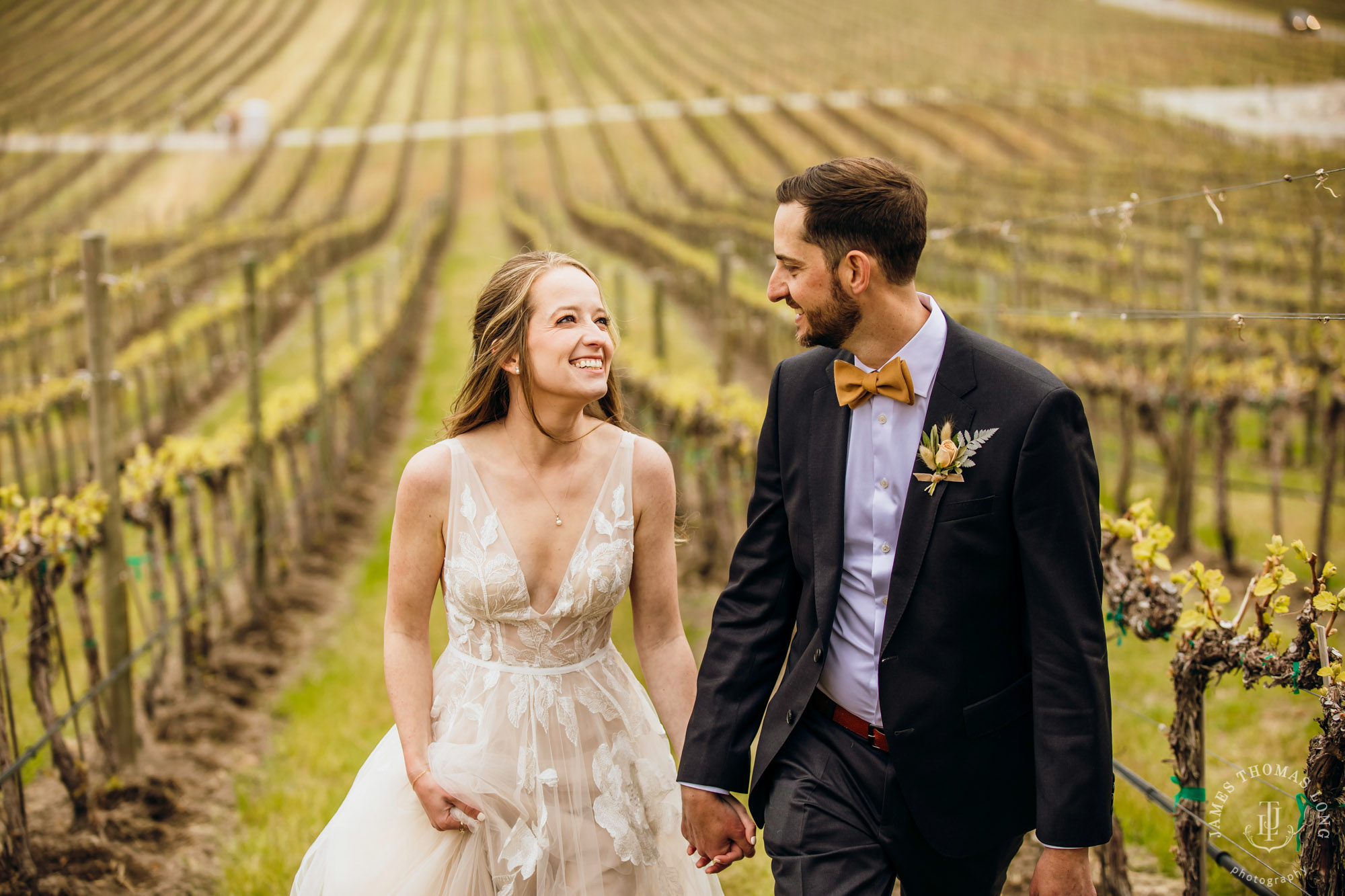 Tsillan Cellars Lake Chelan wedding by Seattle wedding photographer James Thomas Long Photography