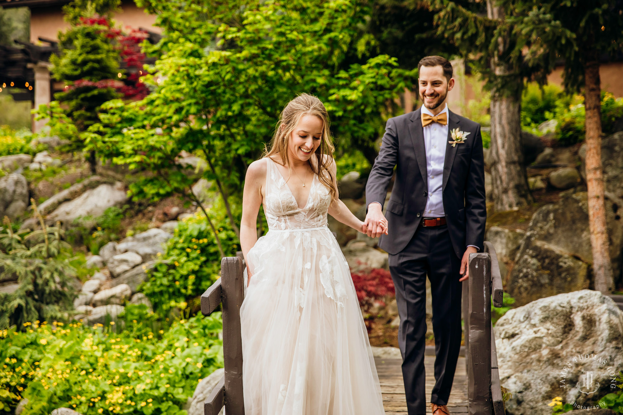 Tsillan Cellars Lake Chelan wedding by Seattle wedding photographer James Thomas Long Photography