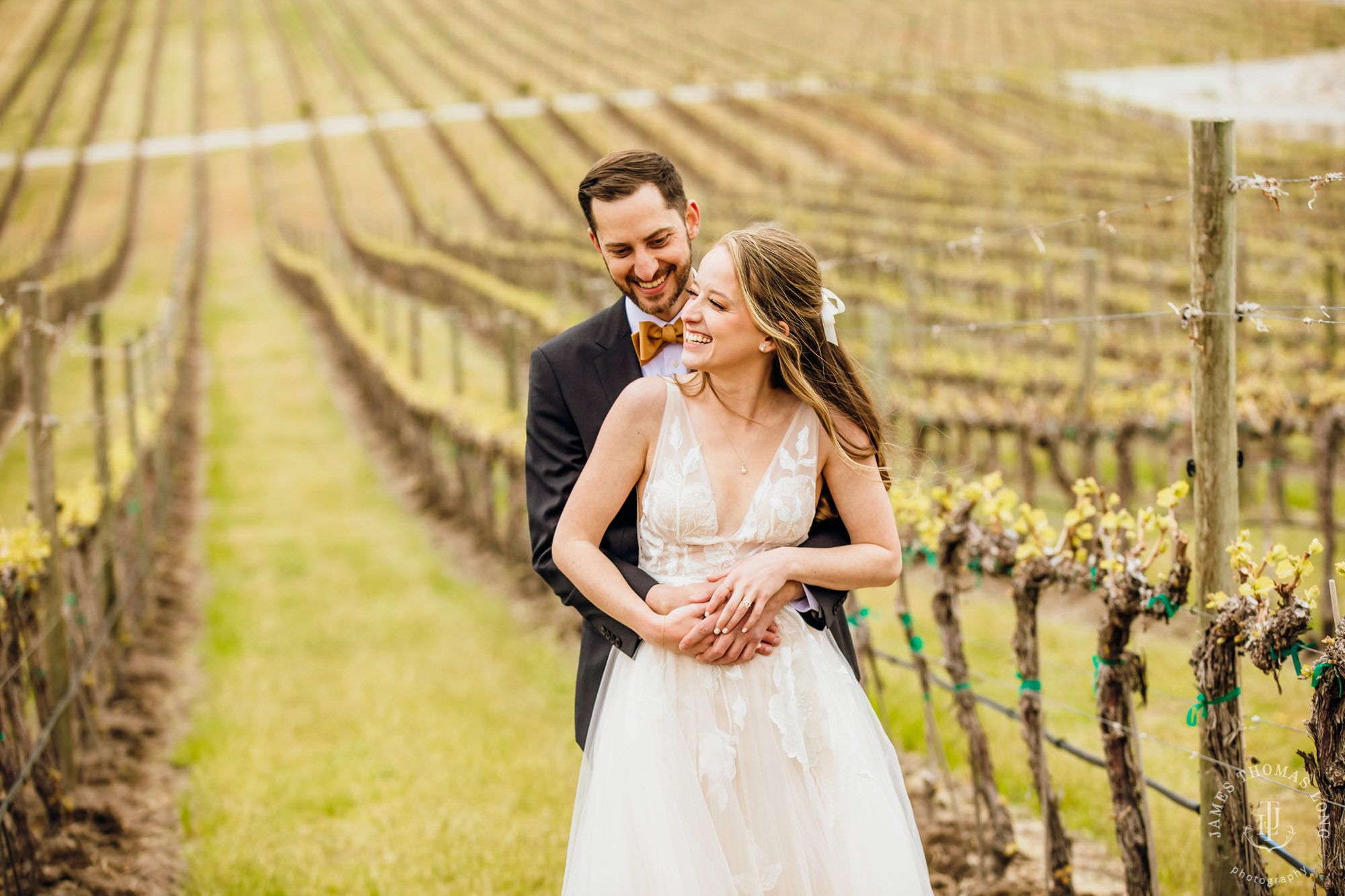 Tsillan Cellars Lake Chelan wedding by Seattle wedding photographer James Thomas Long Photography