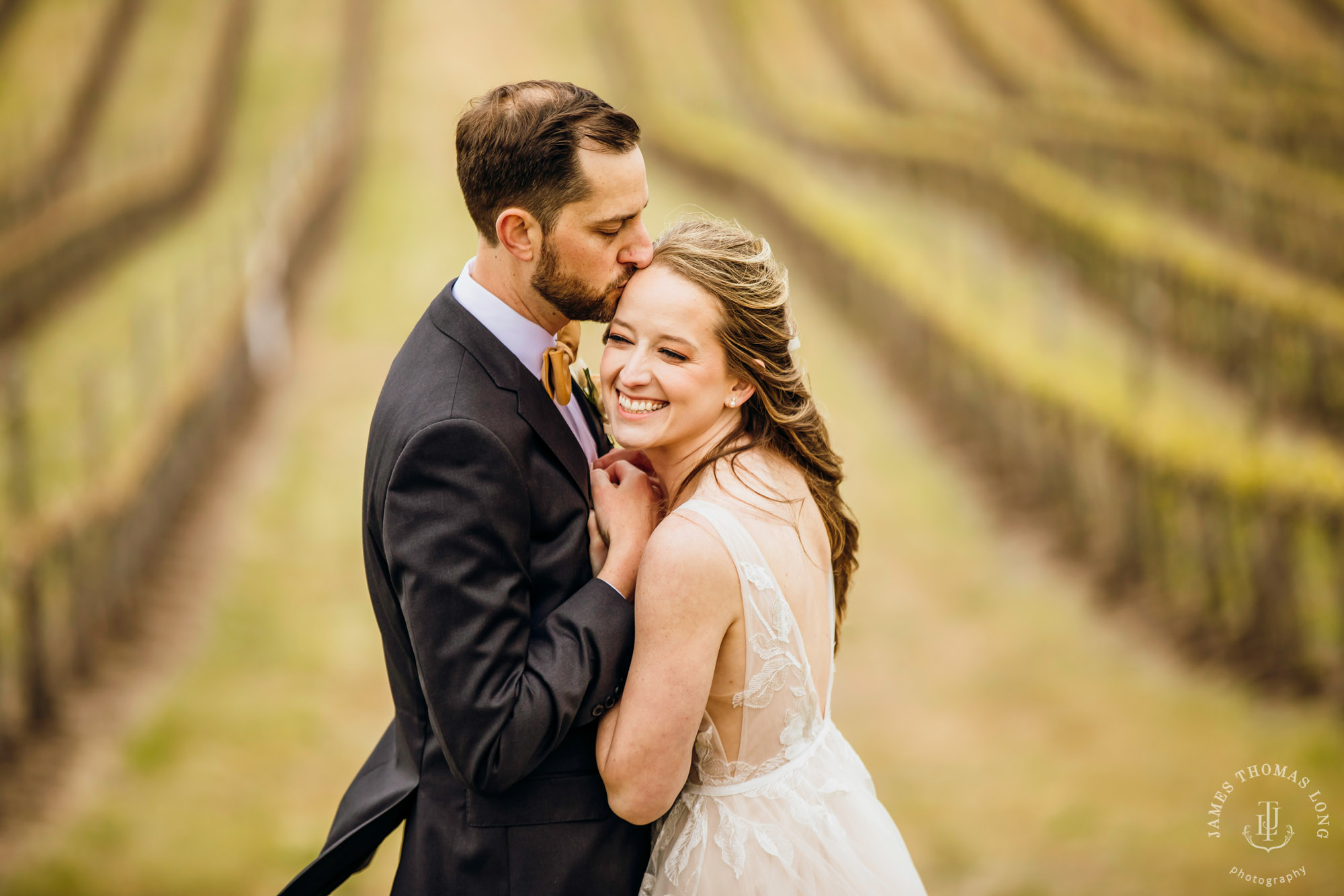 Tsillan Cellars Lake Chelan wedding by Seattle wedding photographer James Thomas Long Photography