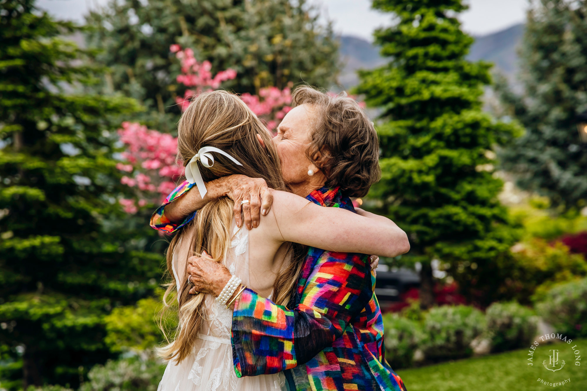 Tsillan Cellars Lake Chelan wedding by Seattle wedding photographer James Thomas Long Photography