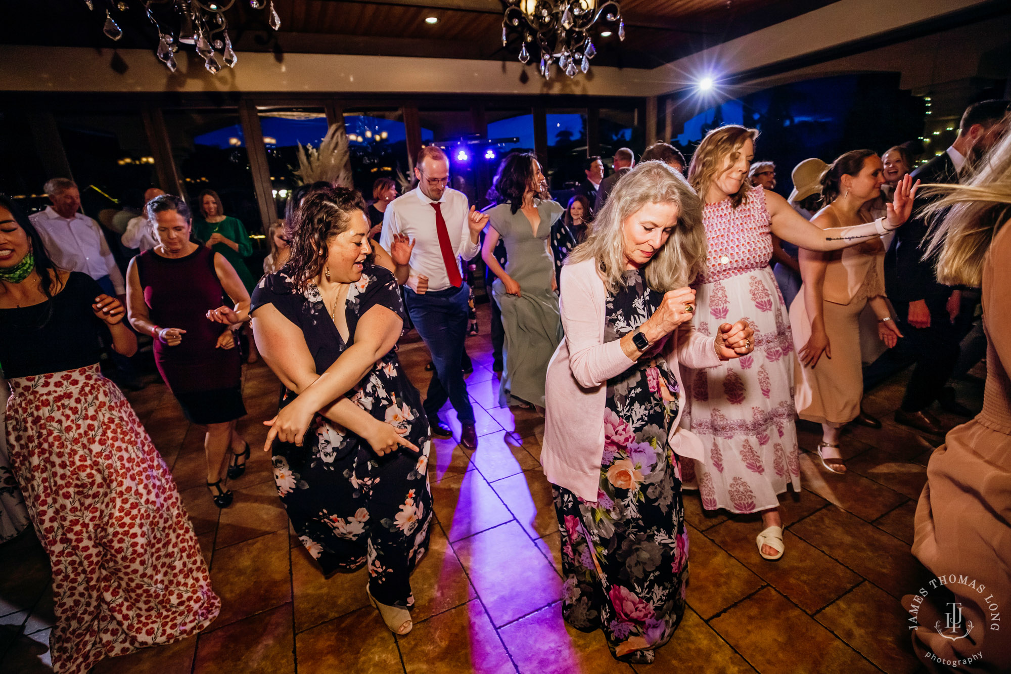 Tsillan Cellars Lake Chelan wedding by Seattle wedding photographer James Thomas Long Photography