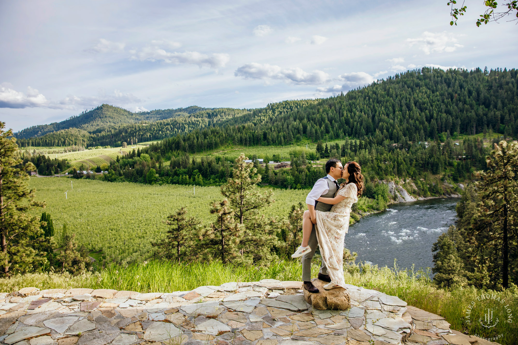 Adventure elopement in Leavenworth, WA by Seattle adventure wedding photographer James Thomas Long Photography