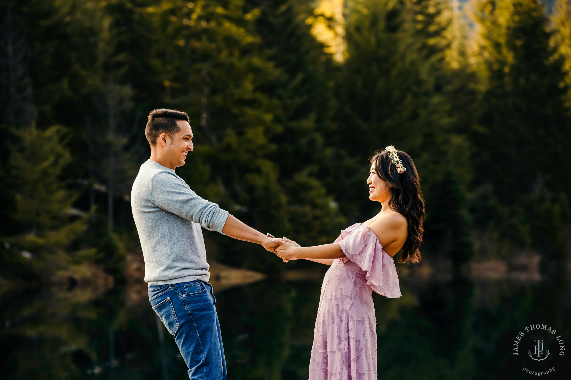 Adventure engagement session at Snoqualmie Pass by adventure wedding photographer James Thomas Long Photography