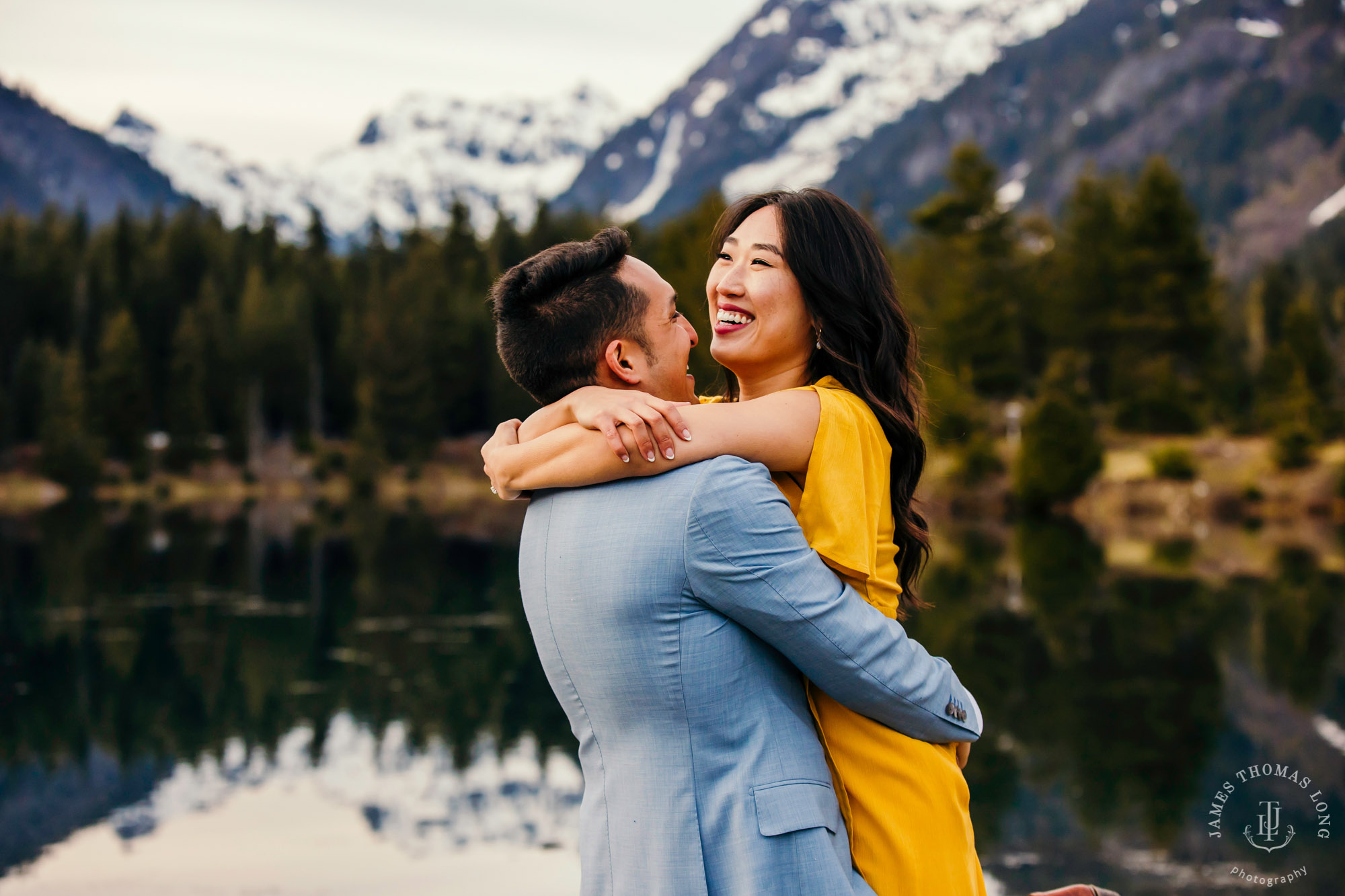 Adventure engagement session at Snoqualmie Pass by adventure wedding photographer James Thomas Long Photography