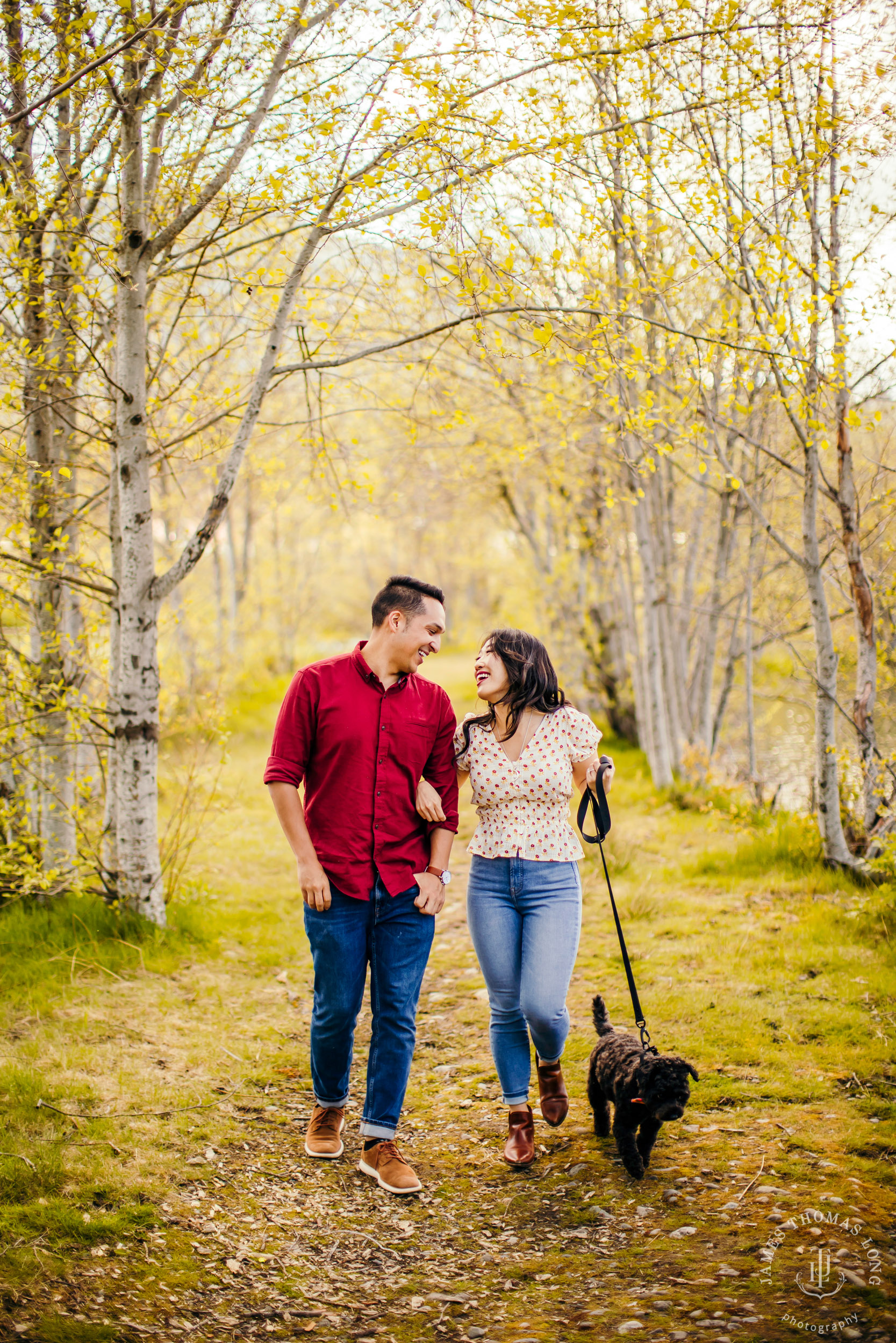 Adventure engagement session at Snoqualmie Pass by adventure wedding photographer James Thomas Long Photography