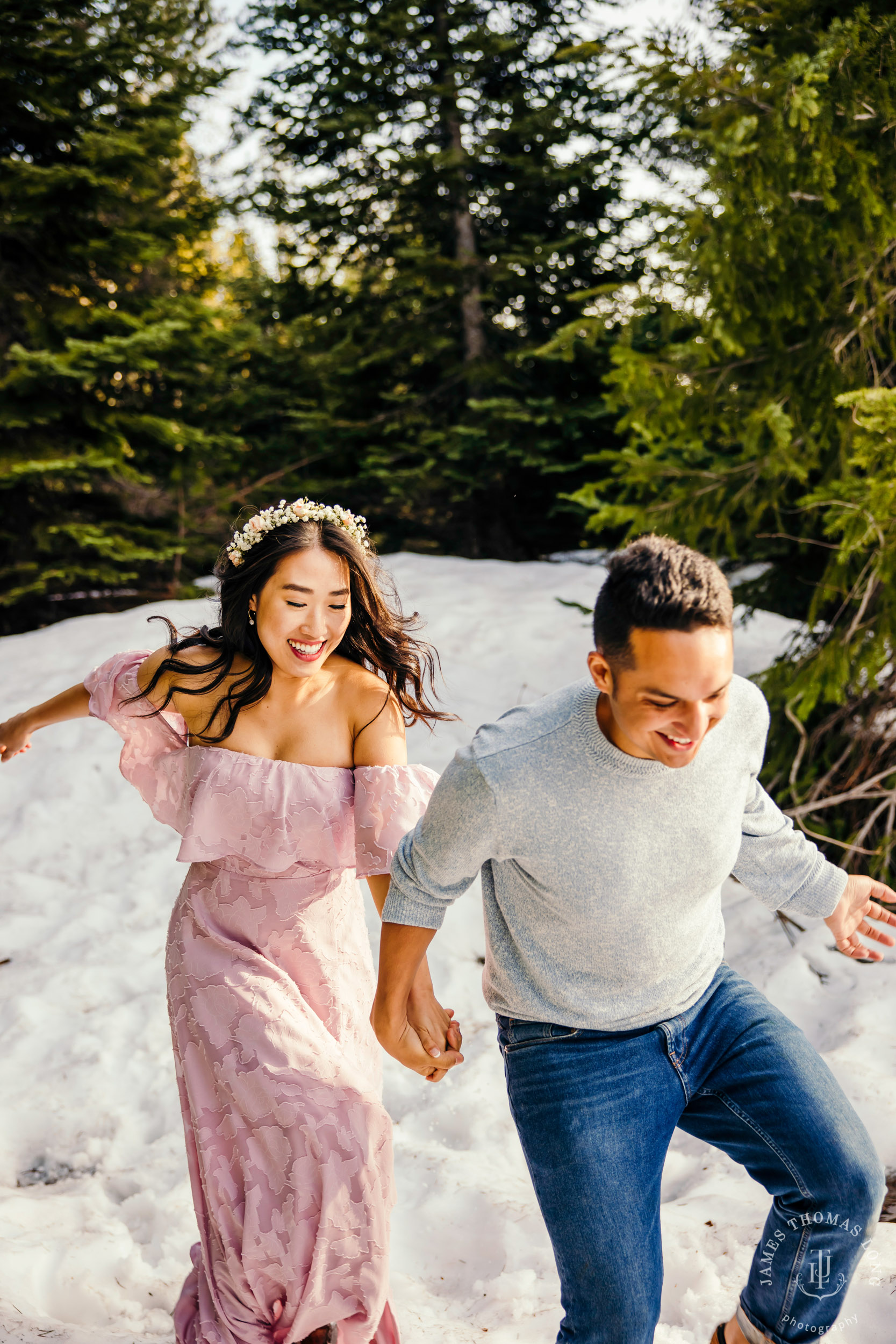 Adventure engagement session at Snoqualmie Pass by adventure wedding photographer James Thomas Long Photography