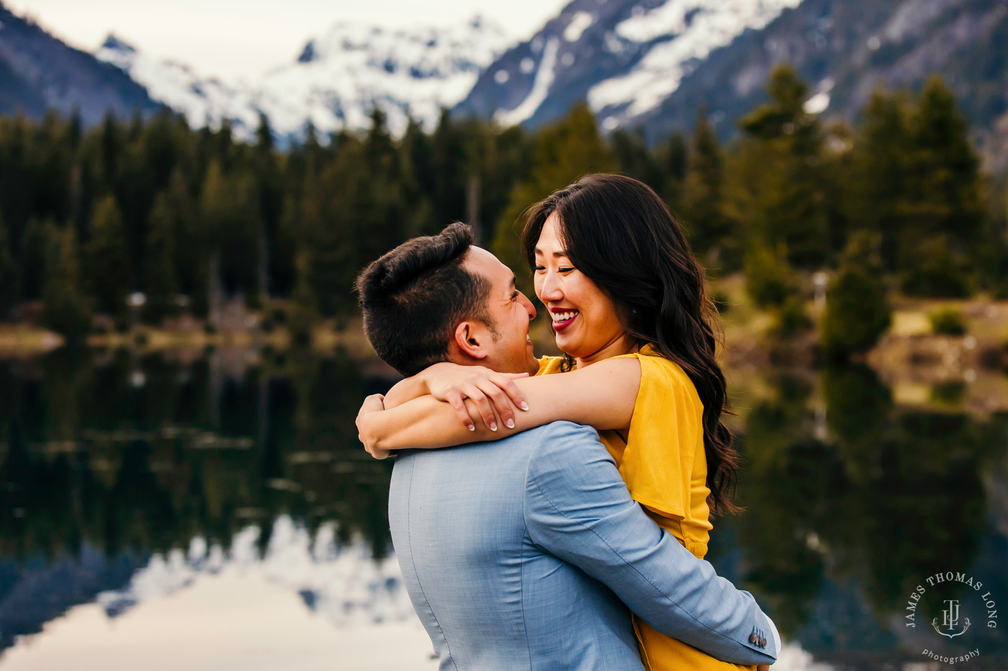 Adventure engagement session at Snoqualmie Pass by adventure wedding photographer James Thomas Long Photography