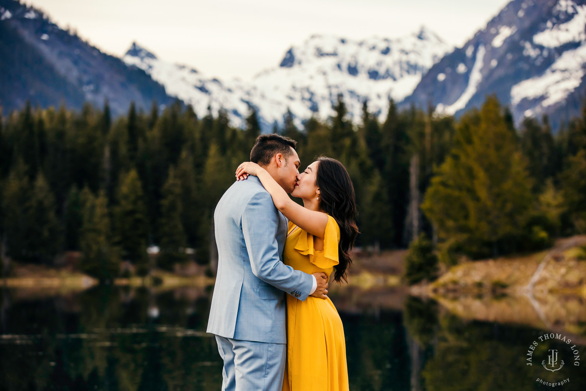 Adventure engagement session at Snoqualmie Pass by adventure wedding photographer James Thomas Long Photography