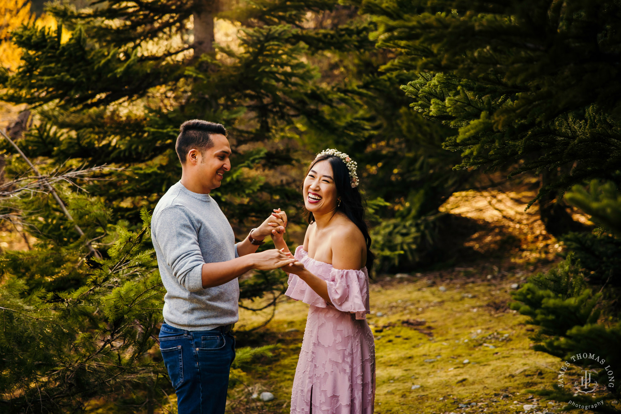 Adventure engagement session at Snoqualmie Pass by adventure wedding photographer James Thomas Long Photography