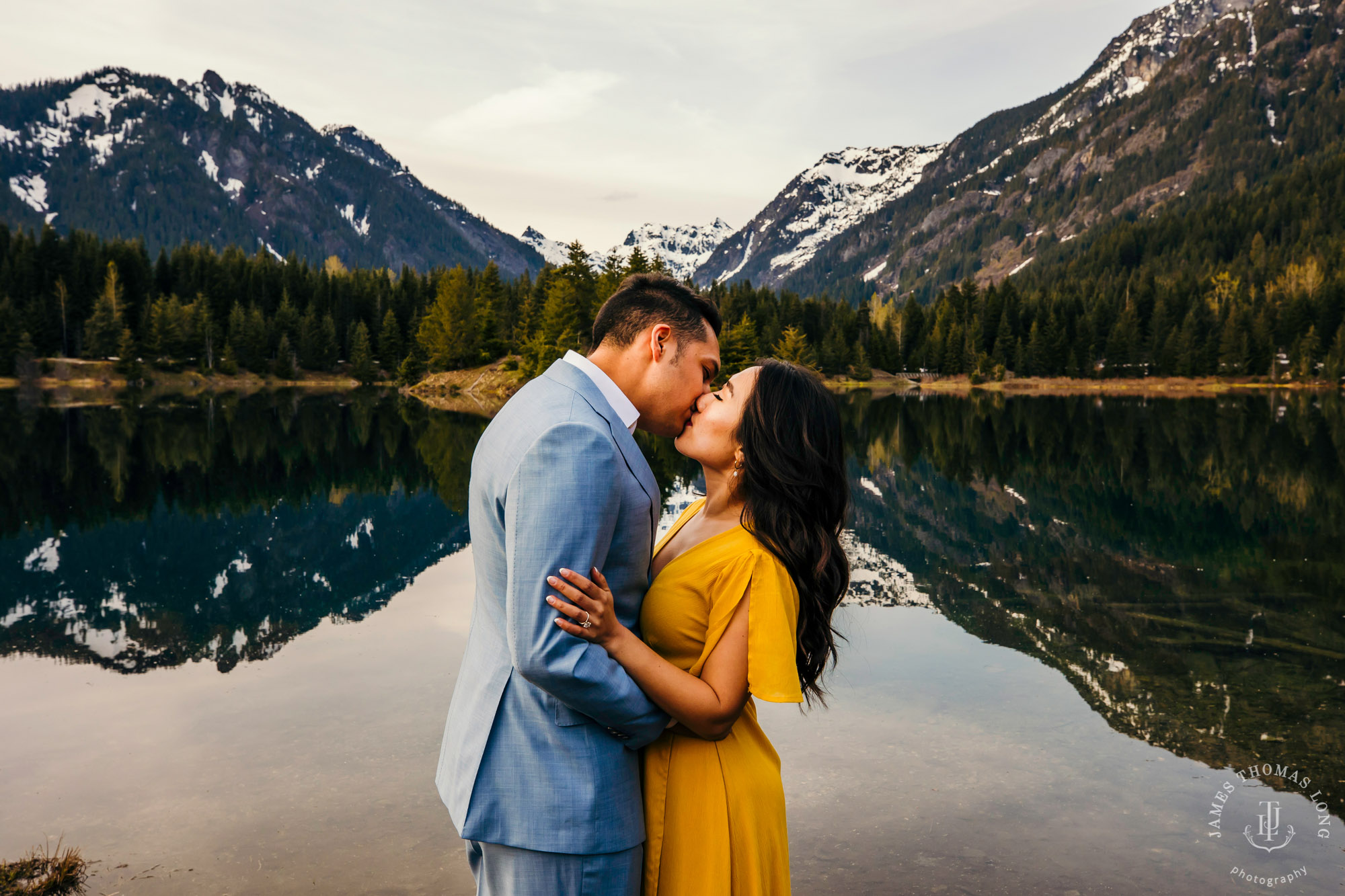 Adventure engagement session at Snoqualmie Pass by adventure wedding photographer James Thomas Long Photography