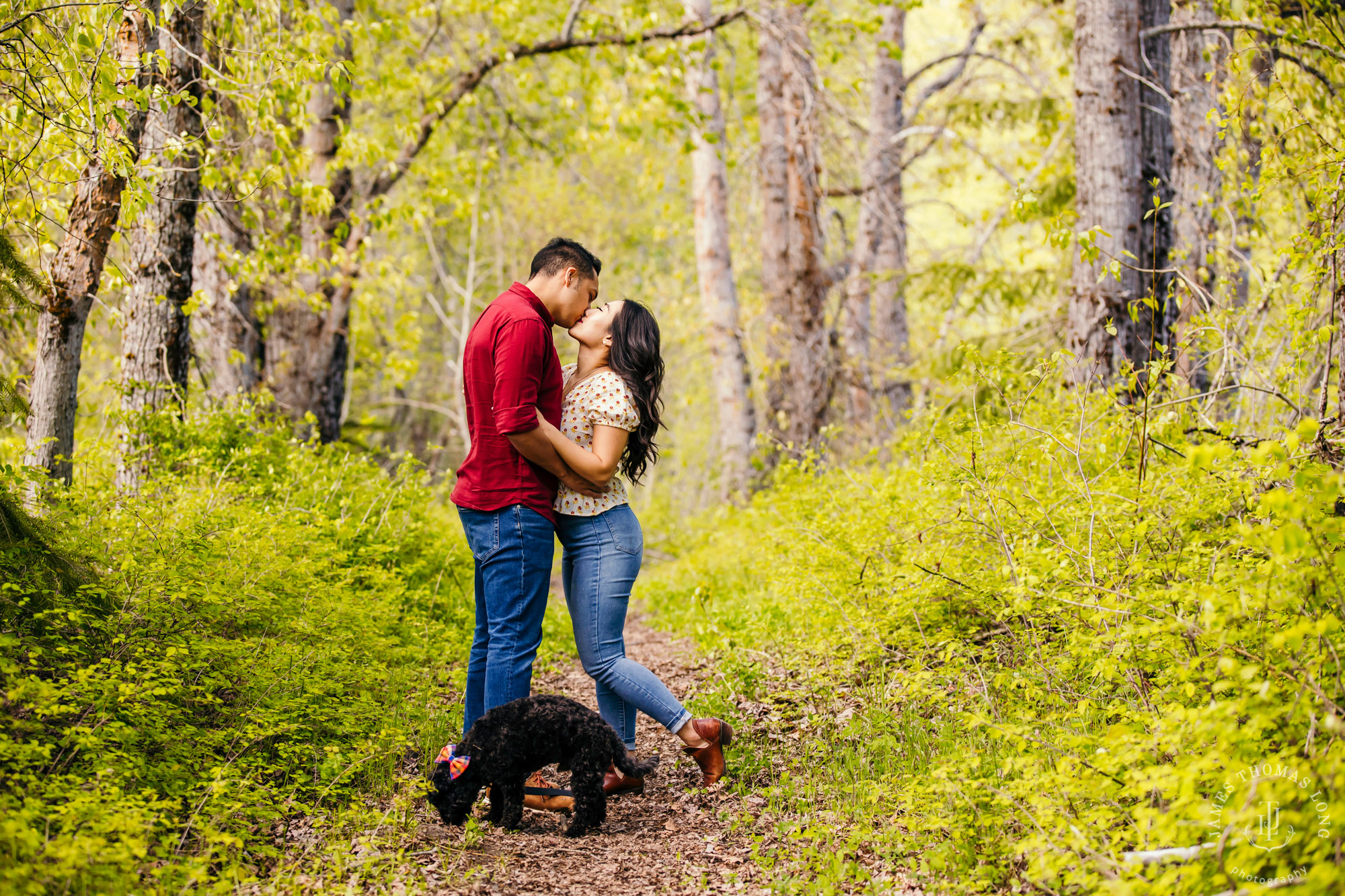 Adventure engagement session at Snoqualmie Pass by adventure wedding photographer James Thomas Long Photography