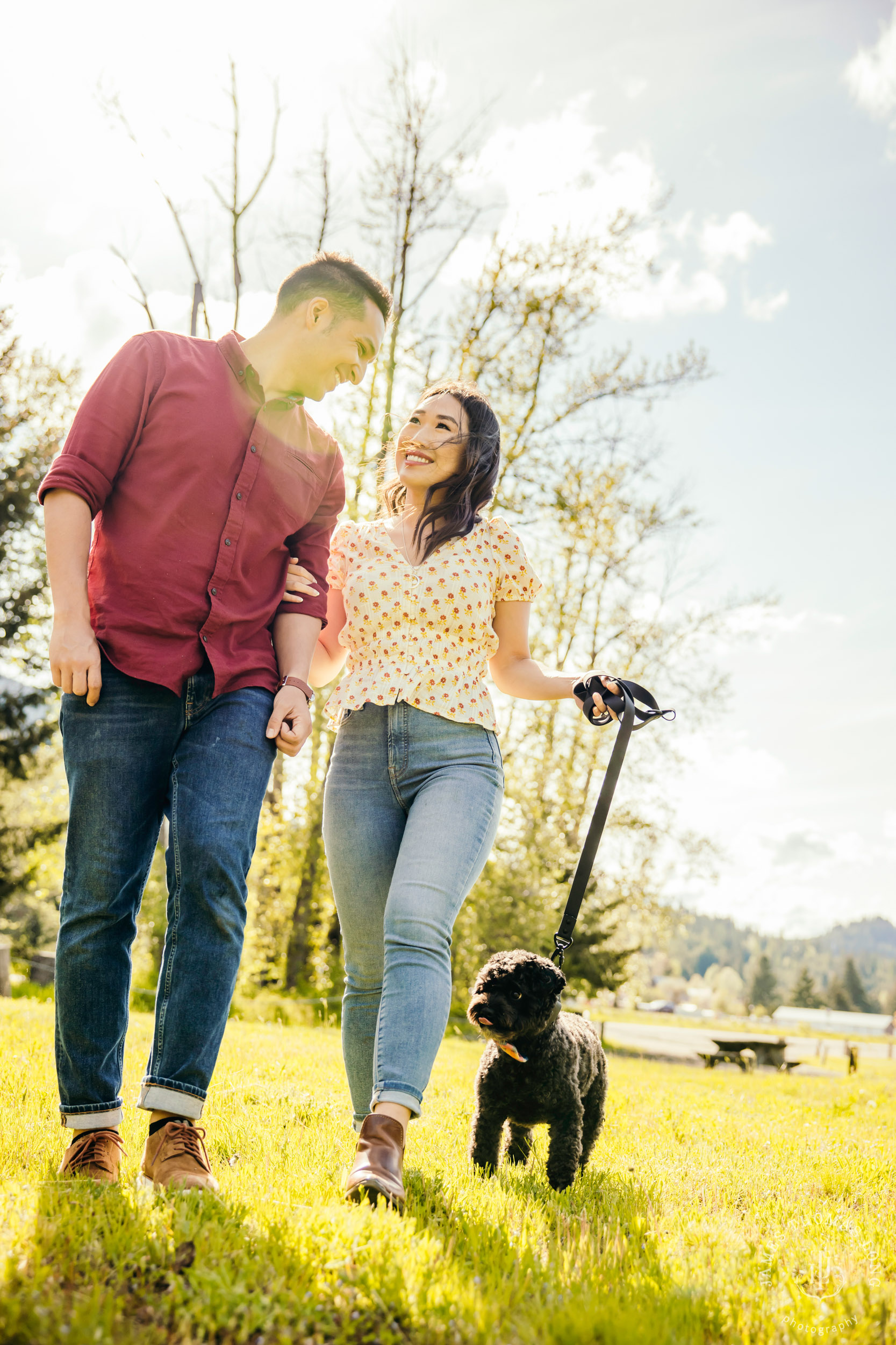 Adventure engagement session at Snoqualmie Pass by adventure wedding photographer James Thomas Long Photography