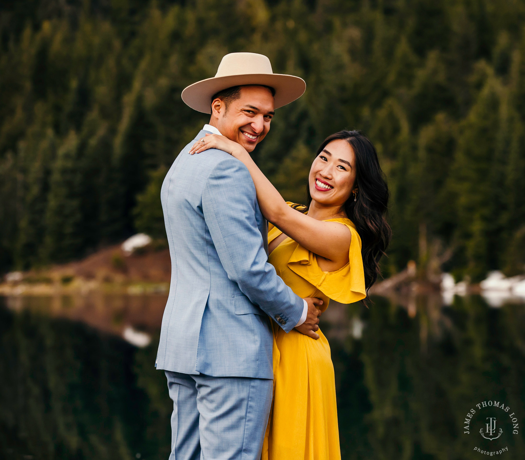 Adventure engagement session at Snoqualmie Pass by adventure wedding photographer James Thomas Long Photography