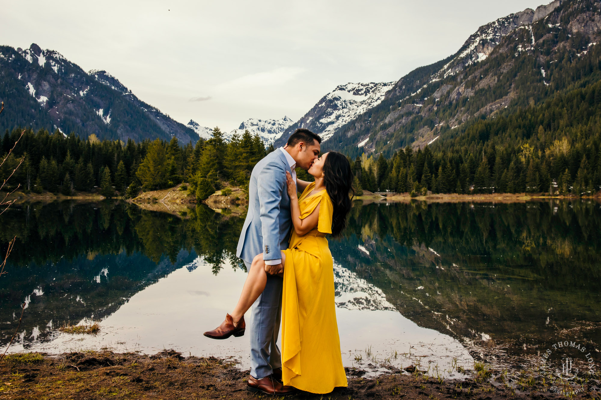 Adventure engagement session at Snoqualmie Pass by adventure wedding photographer James Thomas Long Photography