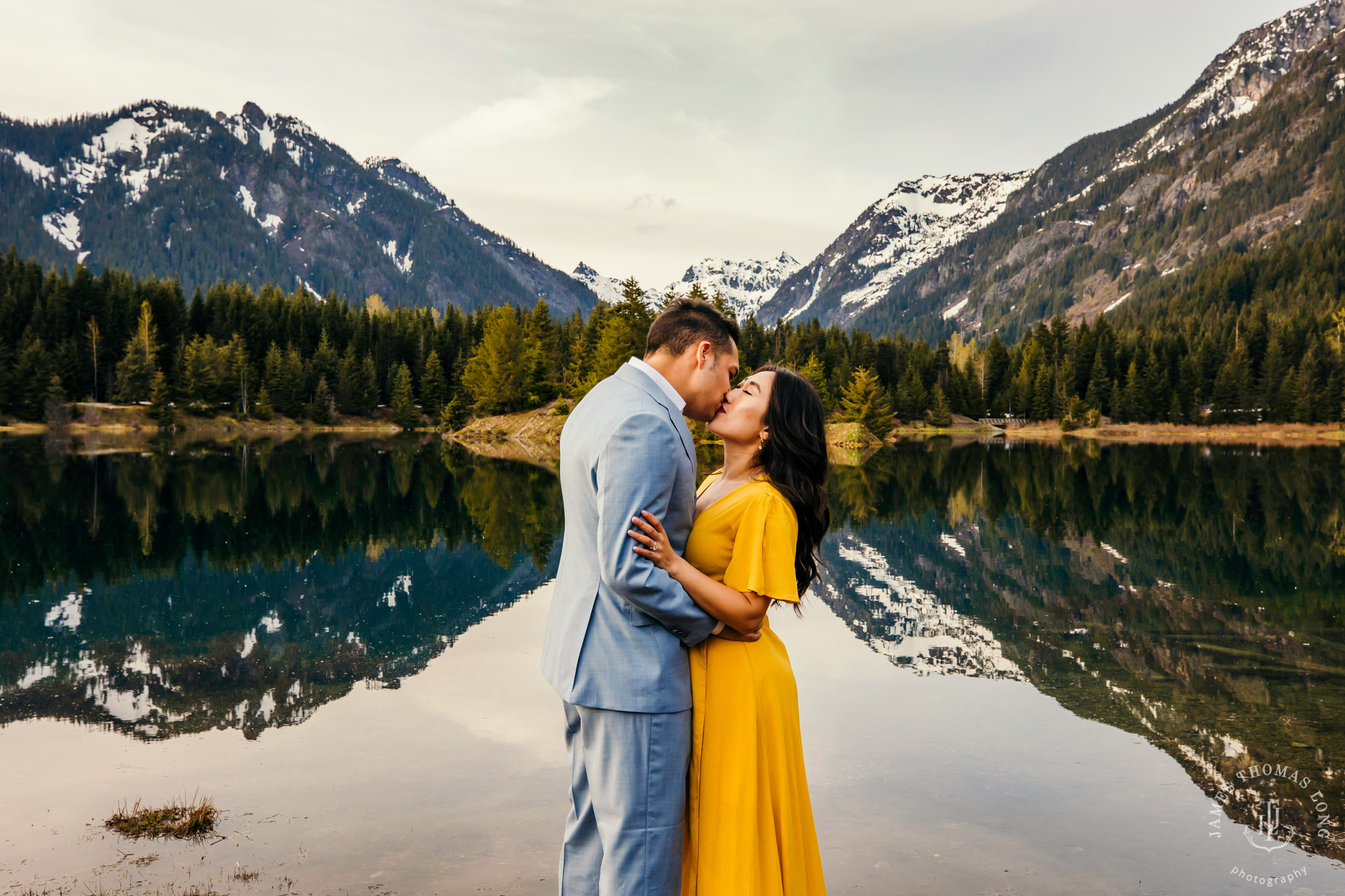 Adventure engagement session at Snoqualmie Pass by adventure wedding photographer James Thomas Long Photography