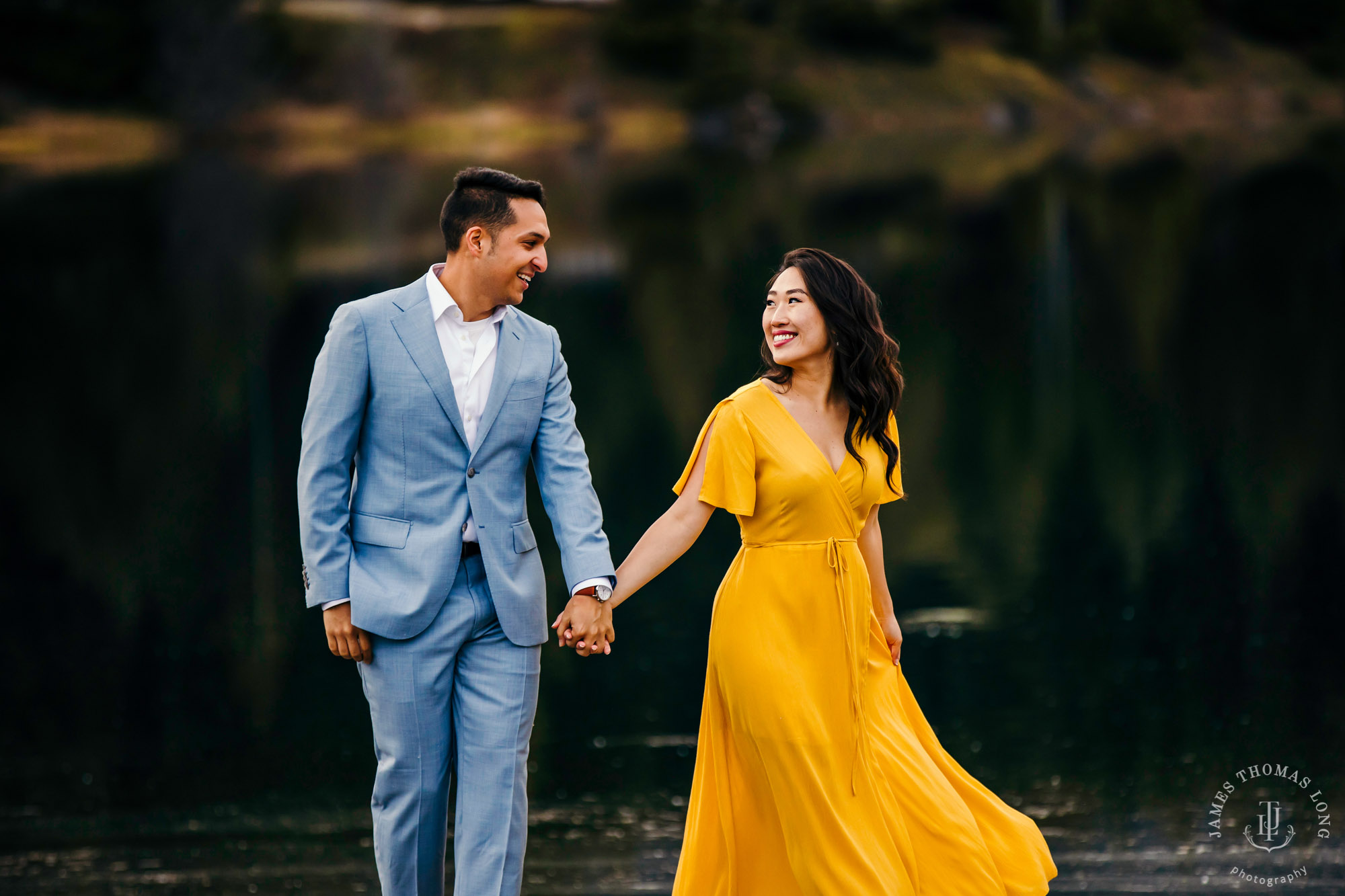 Adventure engagement session at Snoqualmie Pass by adventure wedding photographer James Thomas Long Photography