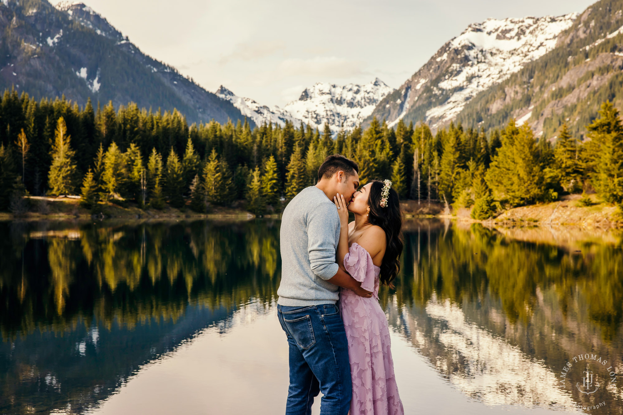 Adventure engagement session at Snoqualmie Pass by adventure wedding photographer James Thomas Long Photography