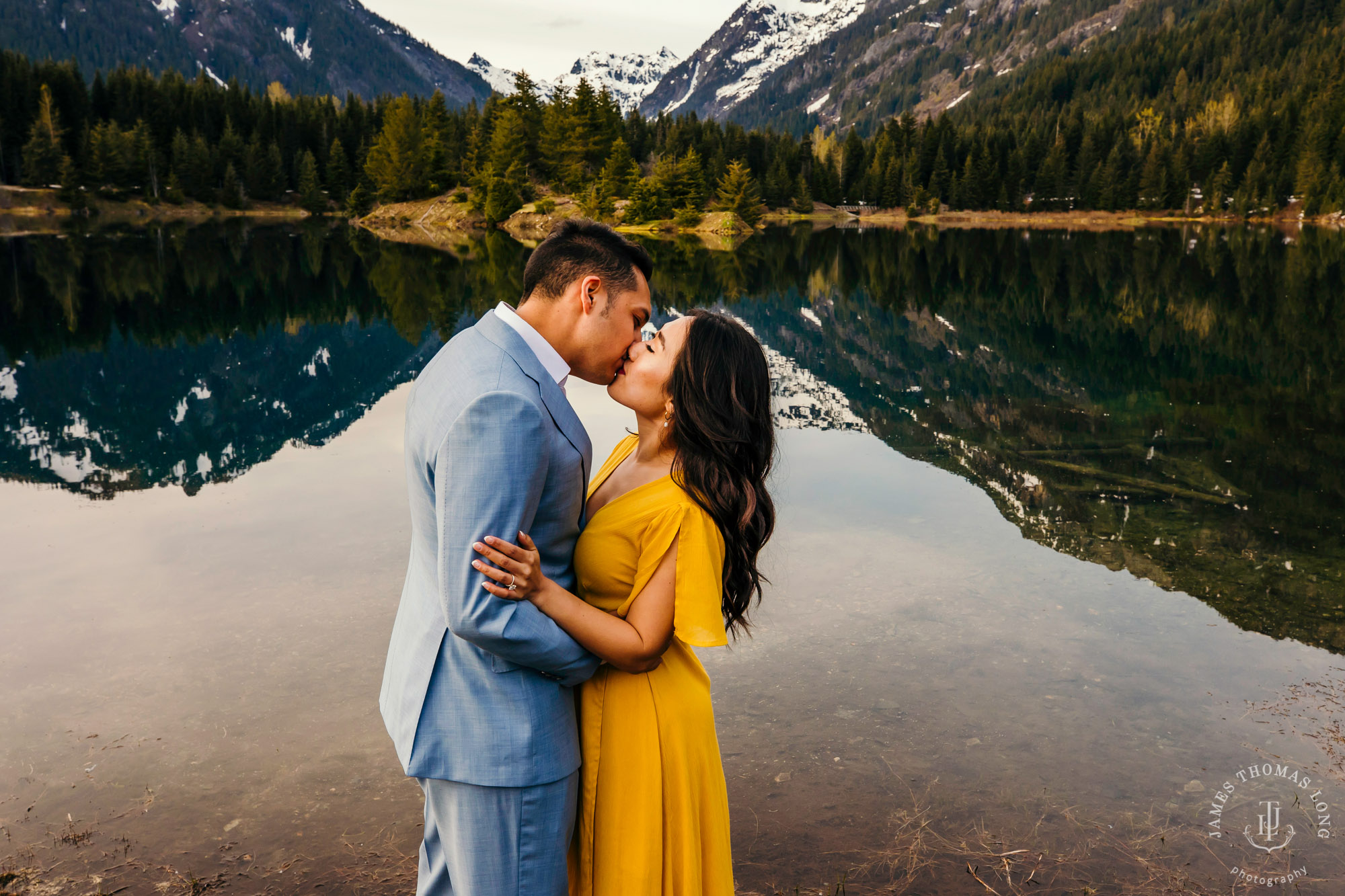 Adventure engagement session at Snoqualmie Pass by adventure wedding photographer James Thomas Long Photography