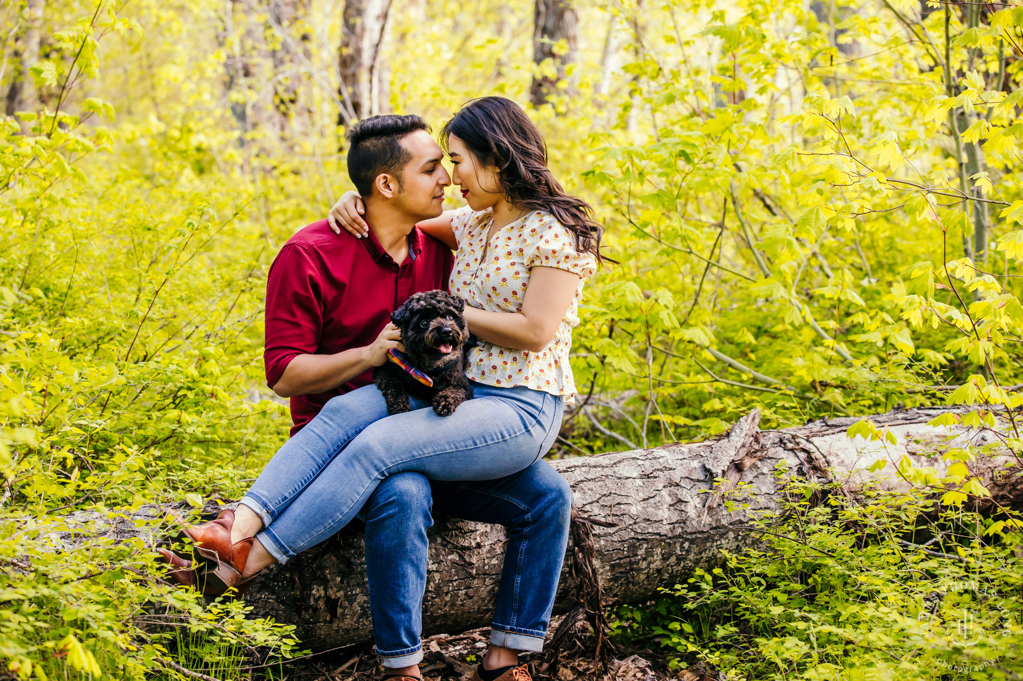 Adventure engagement session at Snoqualmie Pass by adventure wedding photographer James Thomas Long Photography