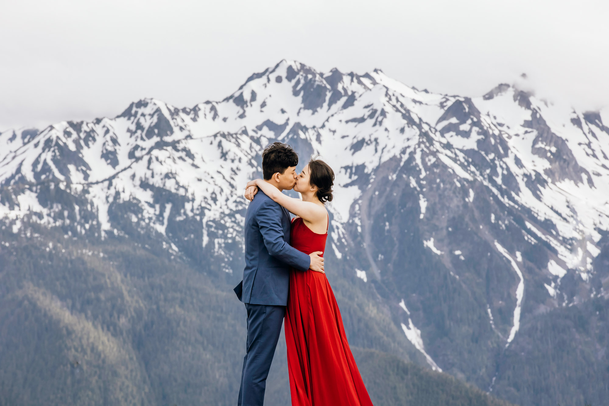 Pacific Northwest mountain engagement session by Seattle adventure elopement photographer James Thomas Long Photography