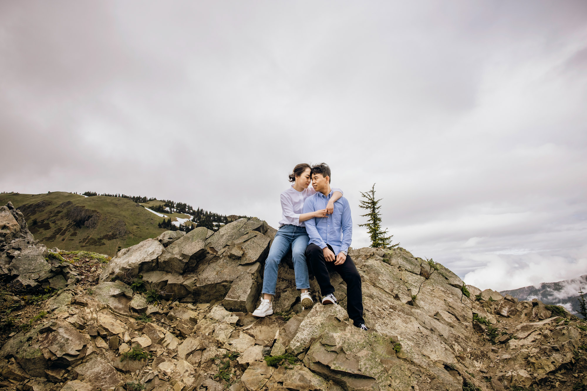 Pacific Northwest mountain engagement session by Seattle adventure elopement photographer James Thomas Long Photography