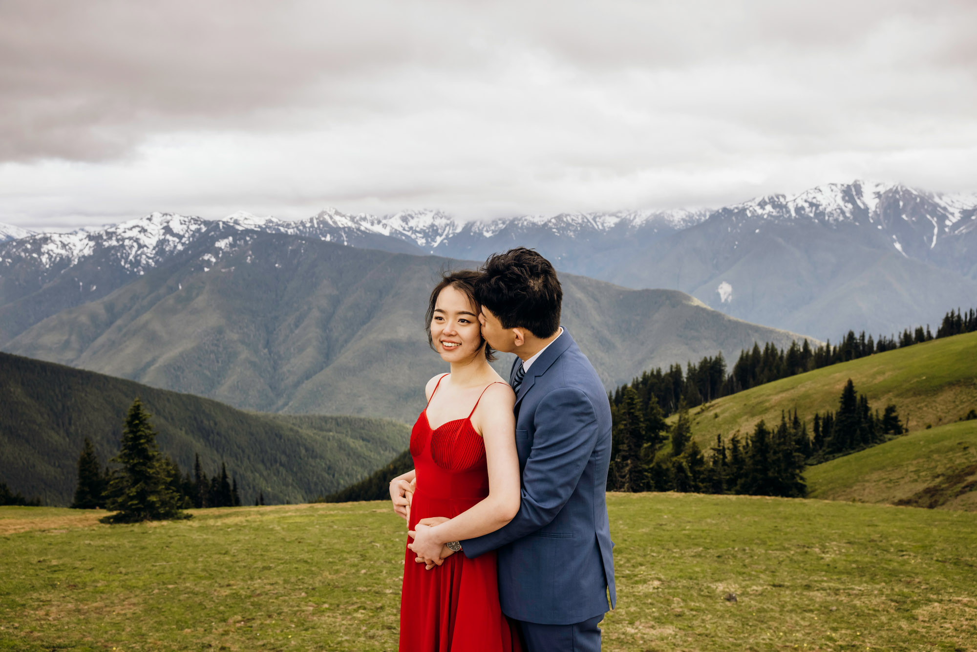 Pacific Northwest mountain engagement session by Seattle adventure elopement photographer James Thomas Long Photography